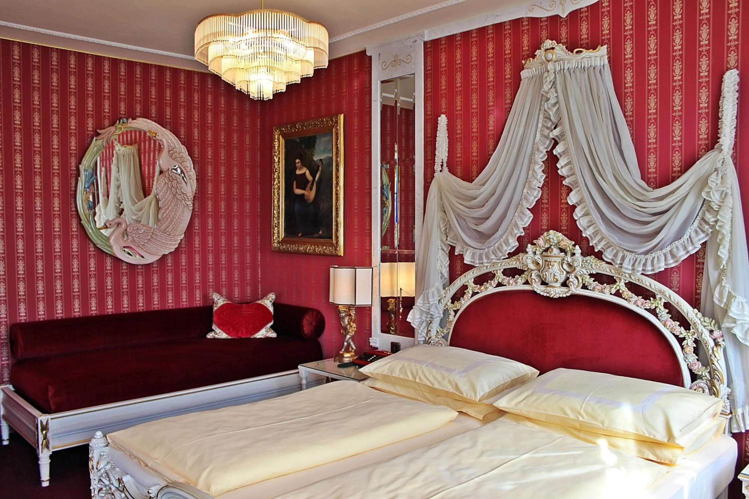 Bedroom, Bed in Hotel Palais Porcia