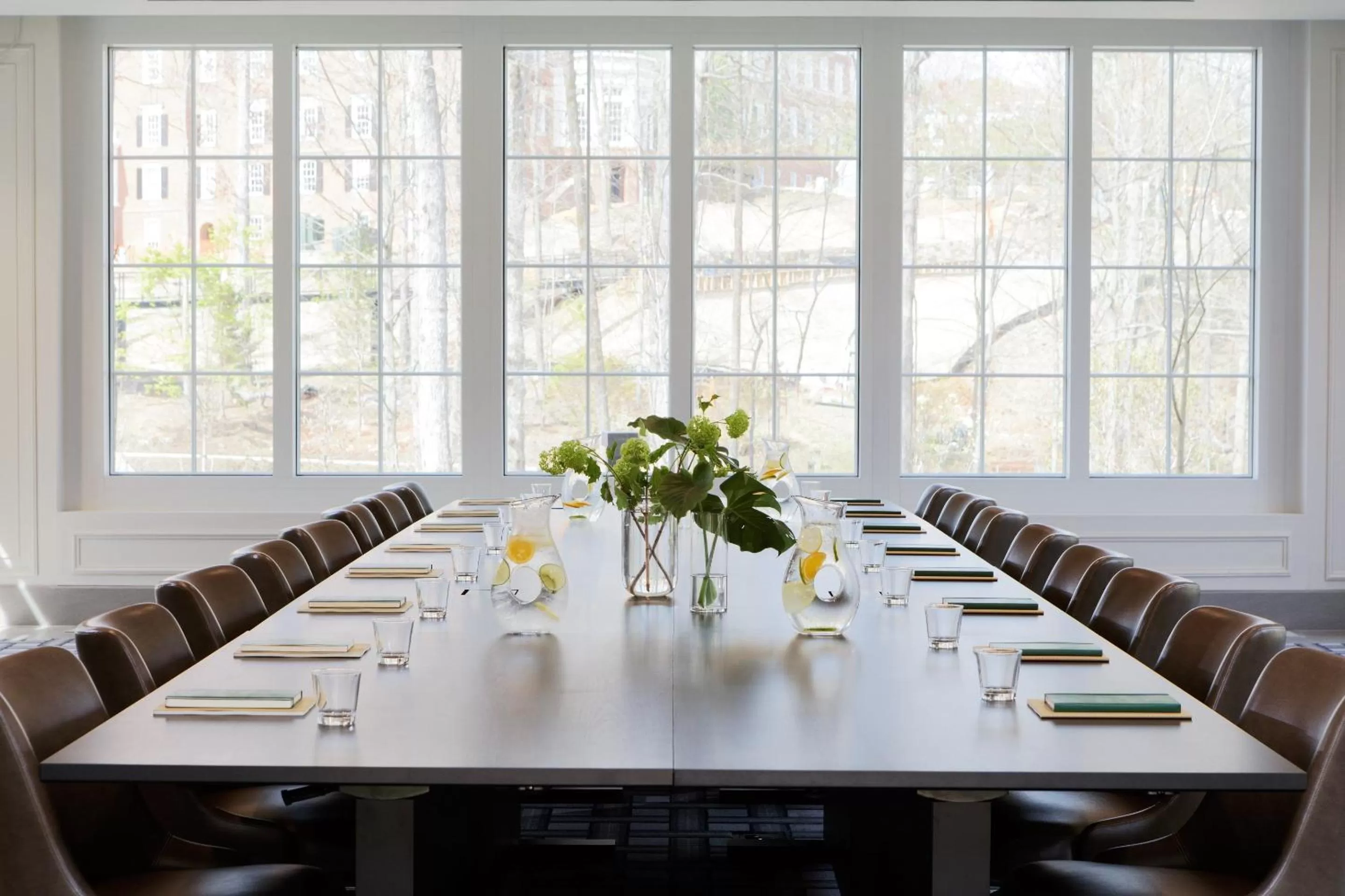 Meeting/conference room in Kimpton - The Forum Hotel by IHG