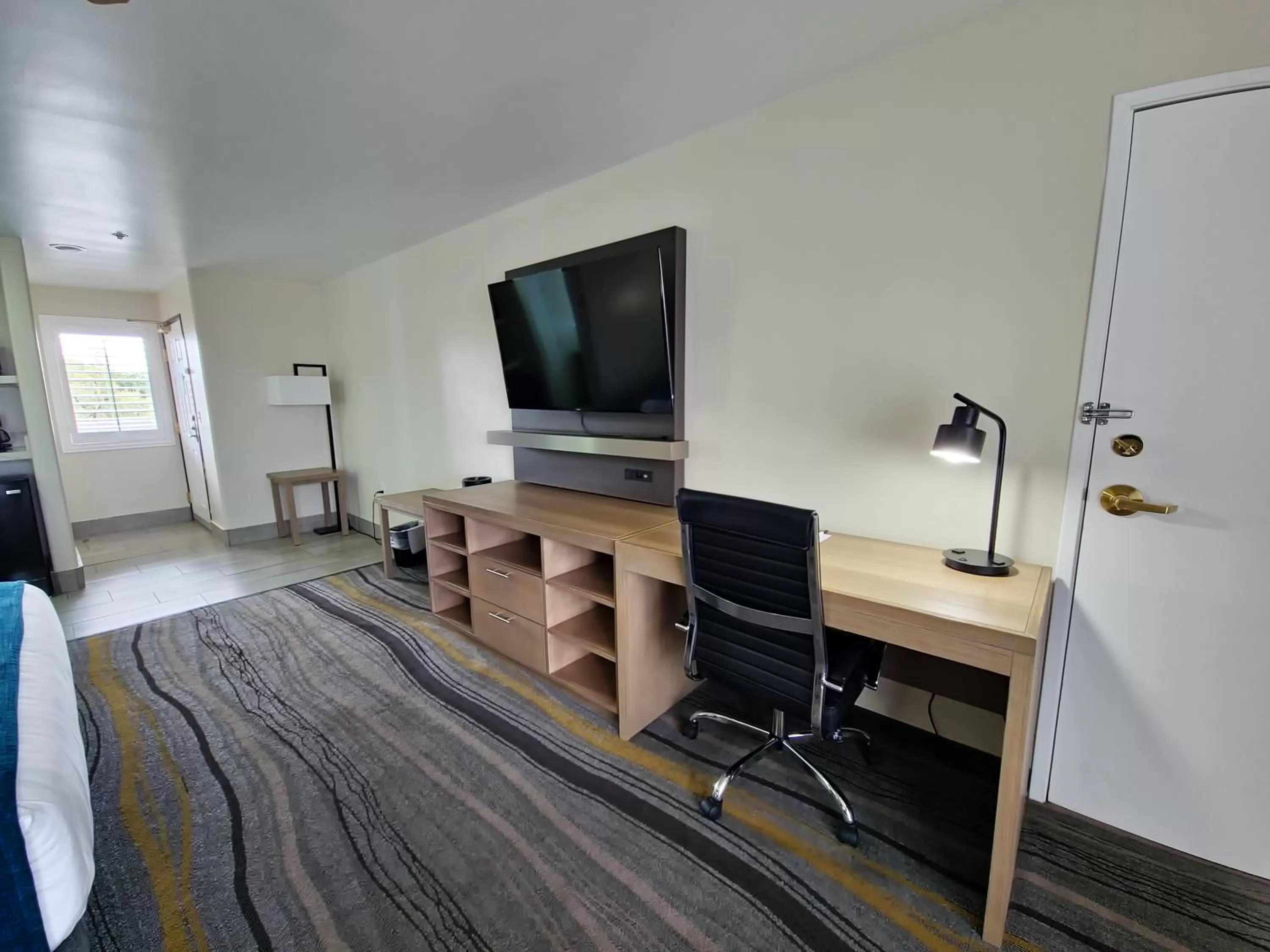 TV and multimedia in Los Viajeros Inn