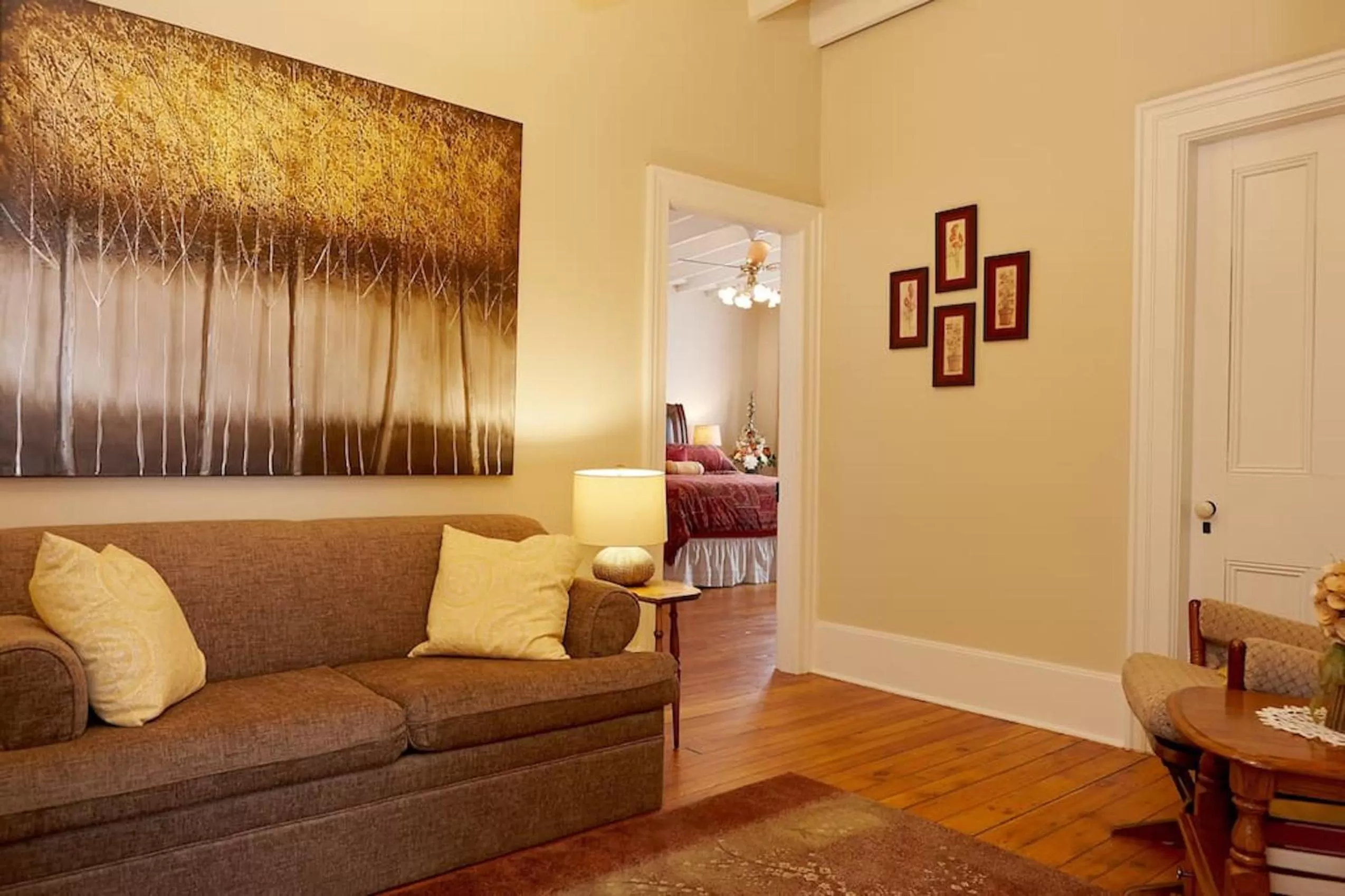 Bed in Cheltenham Suites