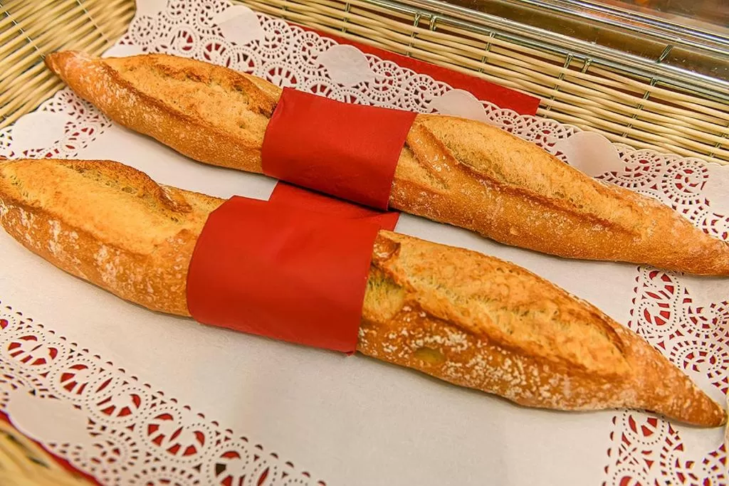 Breakfast in Hotel des Alpes Bulle center