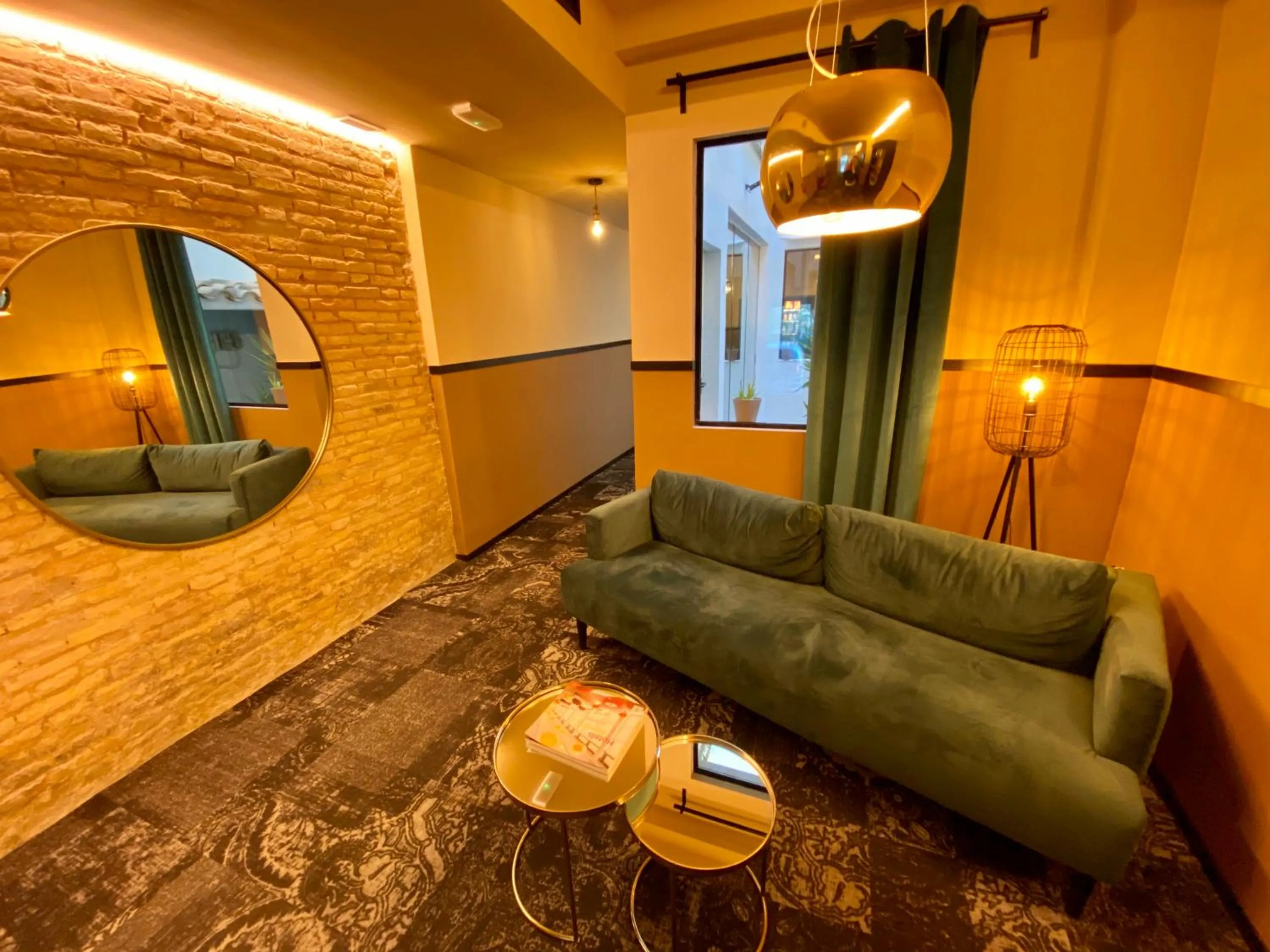 Seating area in Hografic Hotel