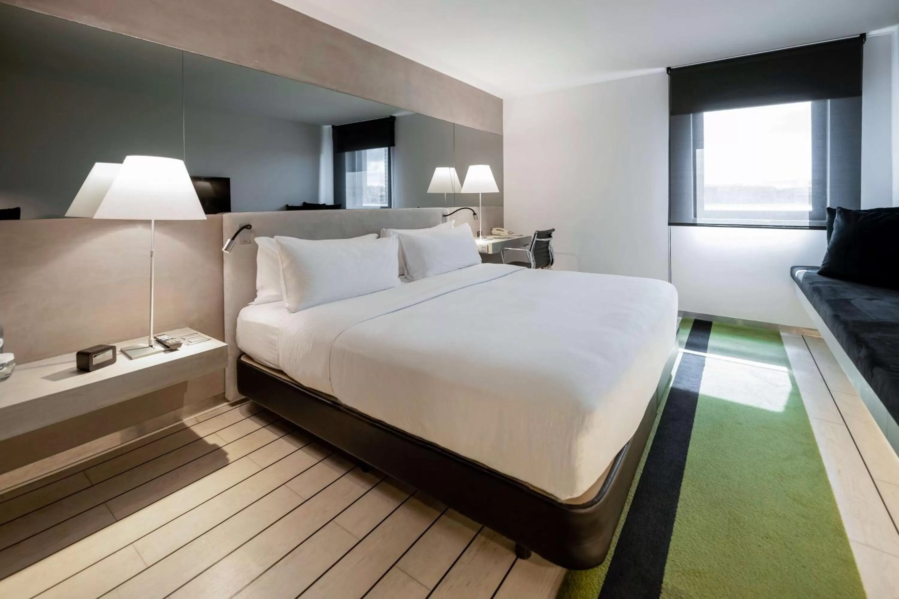 Bed in DoubleTree by Hilton Lisbon Fontana Park