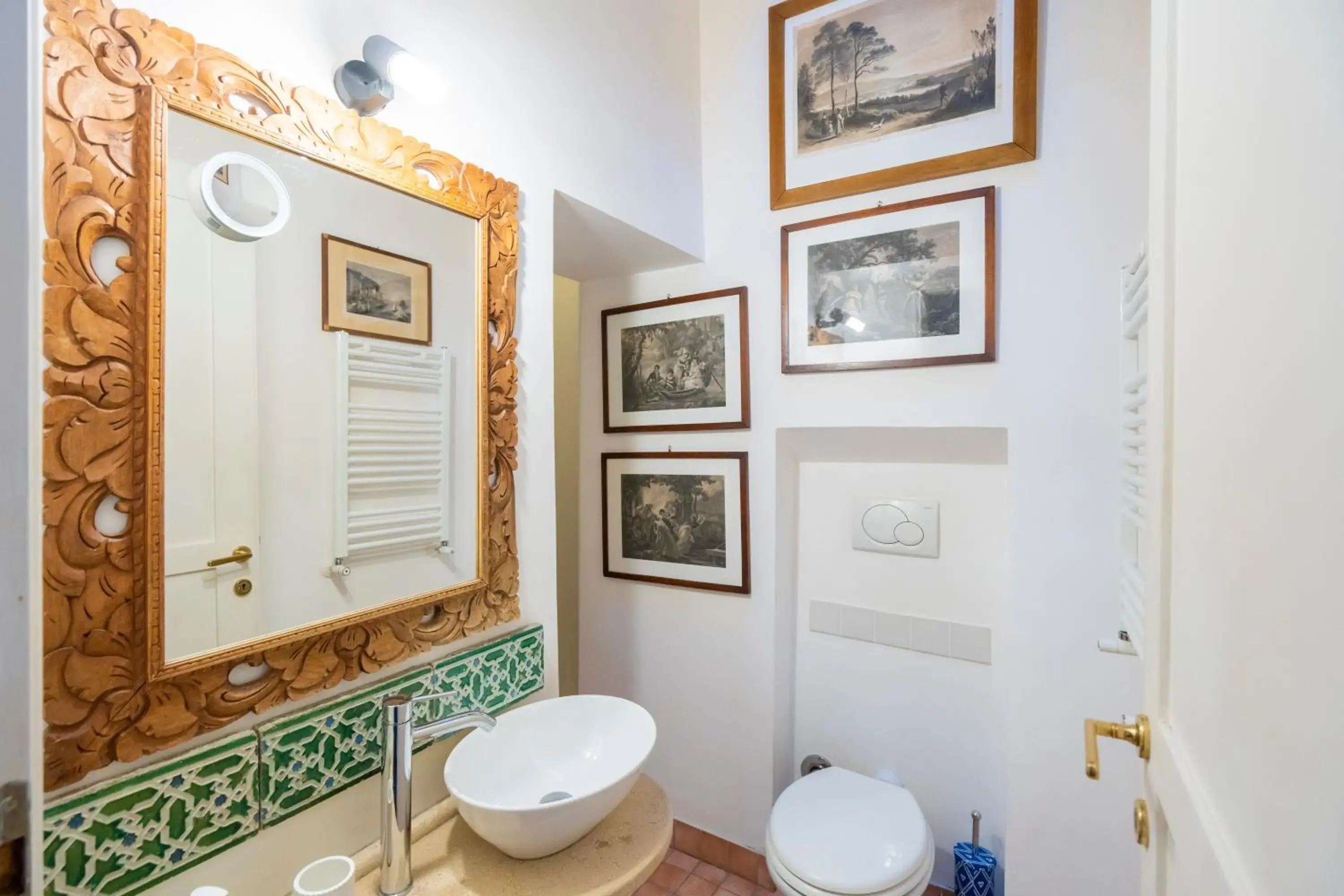 Bathroom in Campo de' Fiori 34
