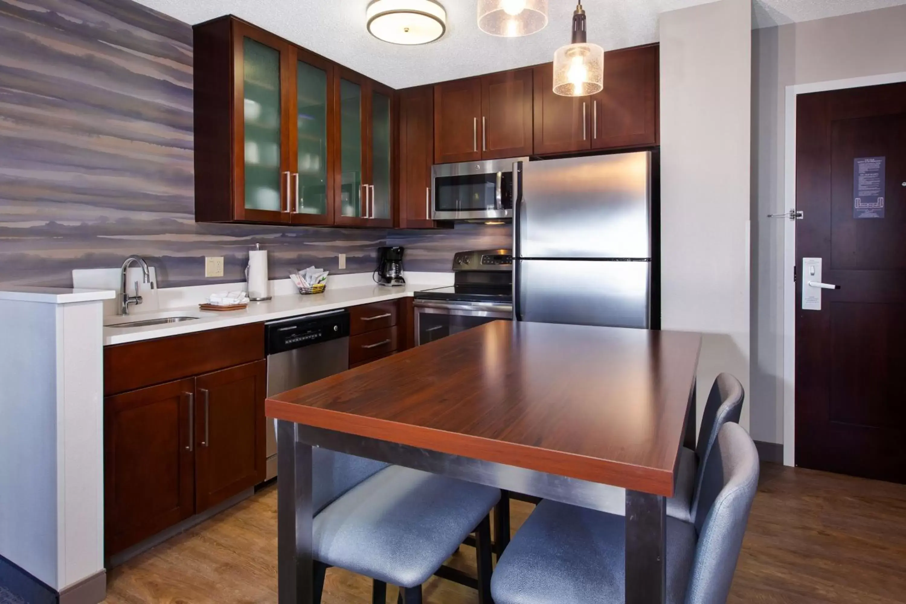 Kitchen or kitchenette, Kitchen/Kitchenette in Residence Inn by Marriott Ann Arbor North
