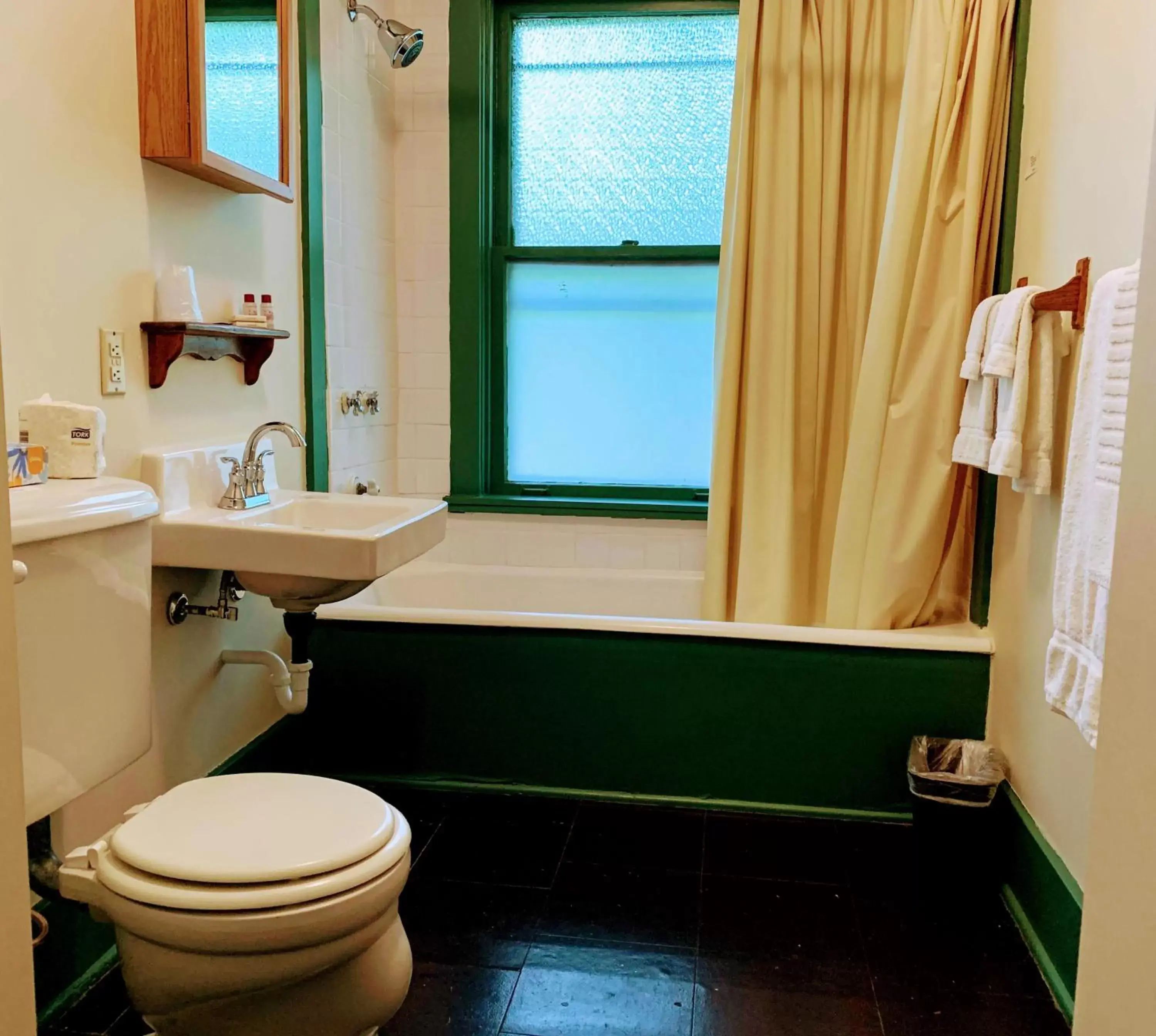 Bathroom in Gordon Beach Inn