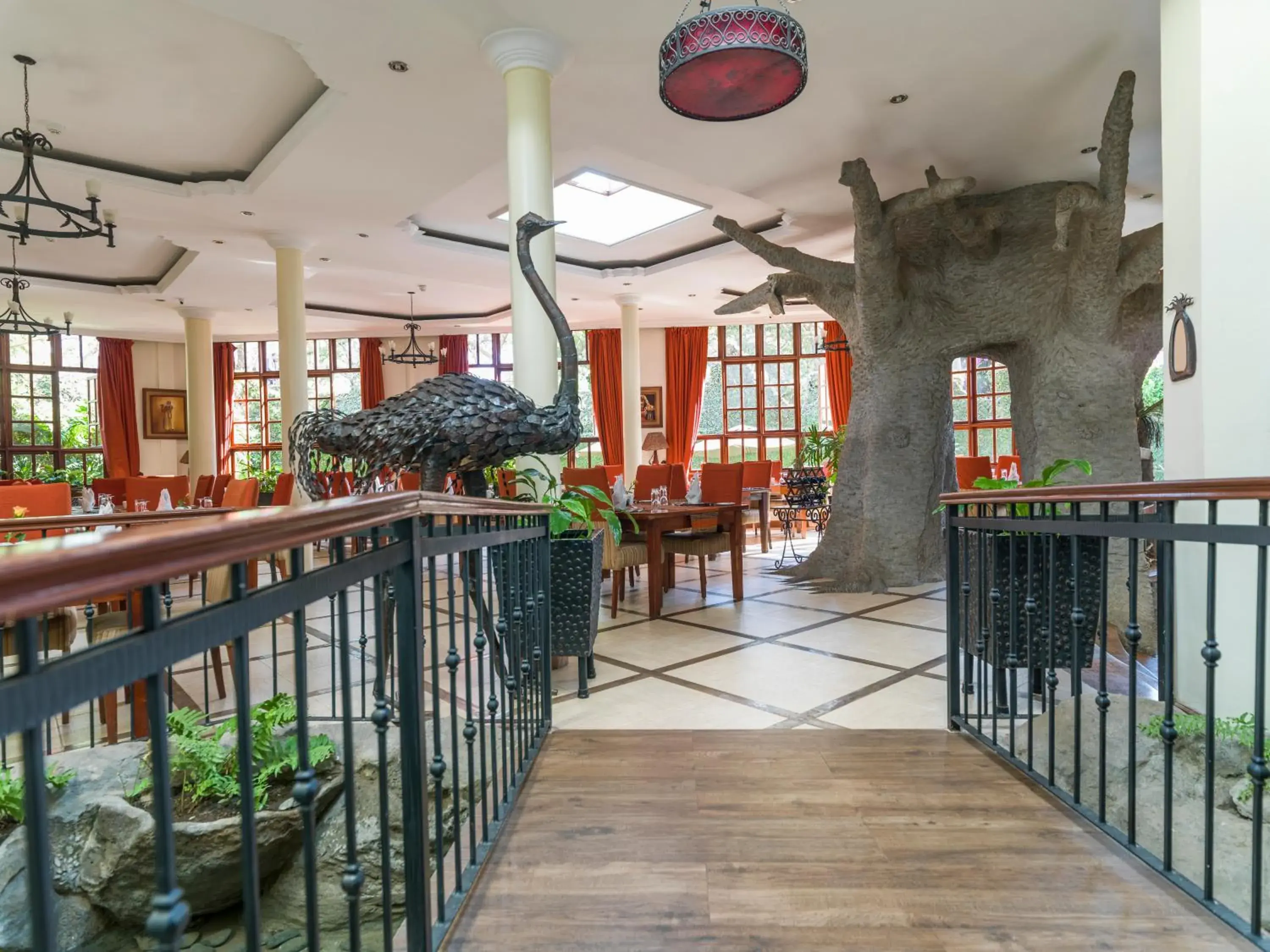 Restaurant/Places to Eat in The African Tulip Hotel