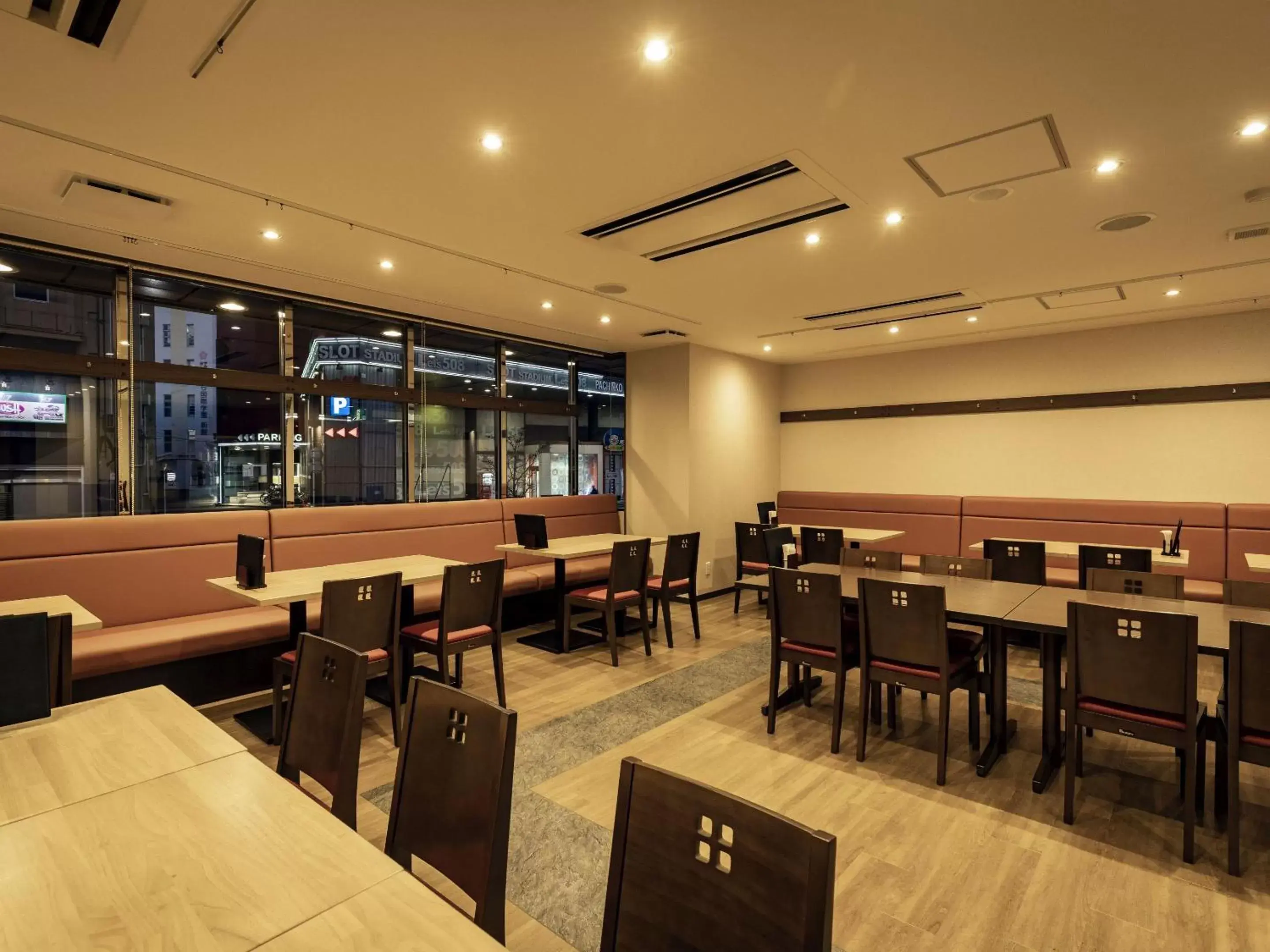 Restaurant/Places to Eat in Hotel Wing International Shimonoseki