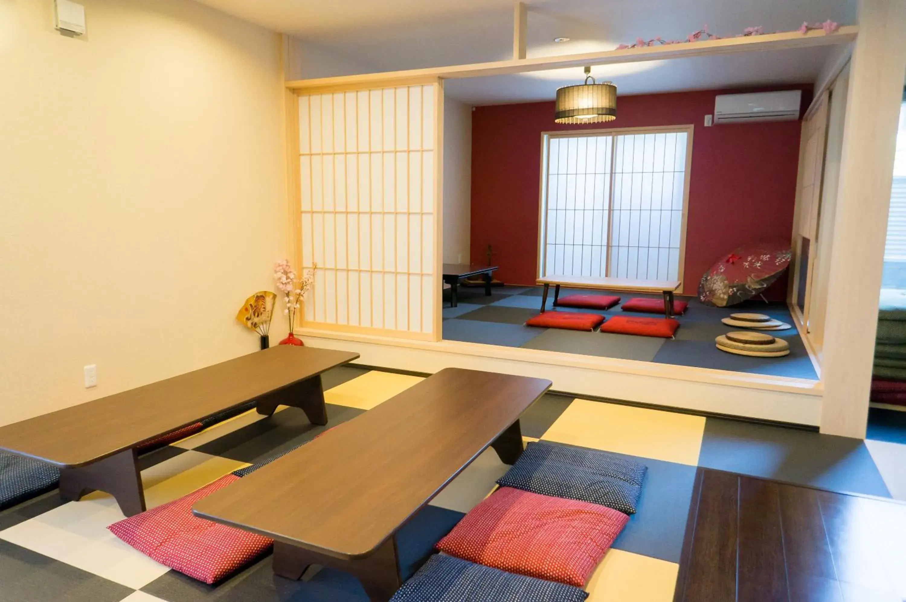 Communal lounge/ TV room in Fujitaya BnB
