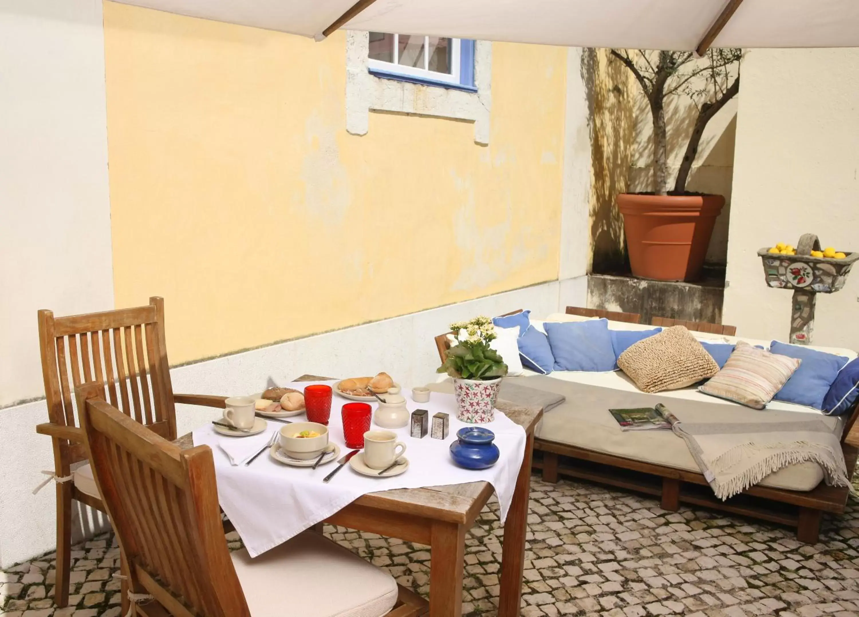 Breakfast in Solar do Castelo - Lisbon Heritage Collection - Alfama