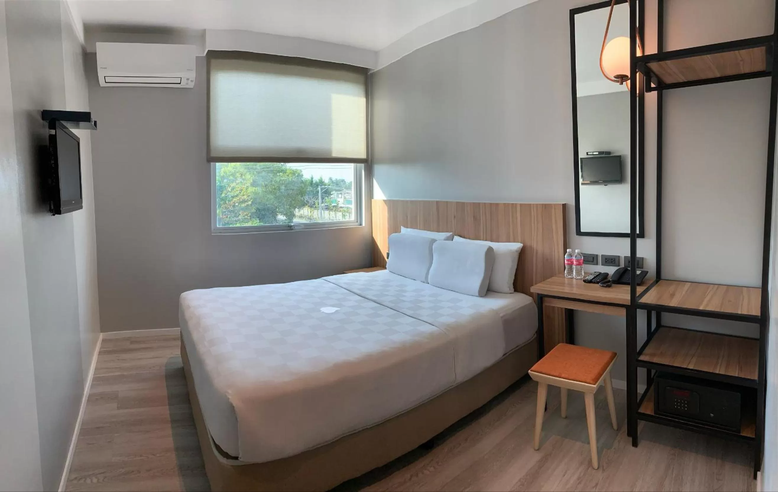 Go Hotels Plus Bacolod - Newly Renovated