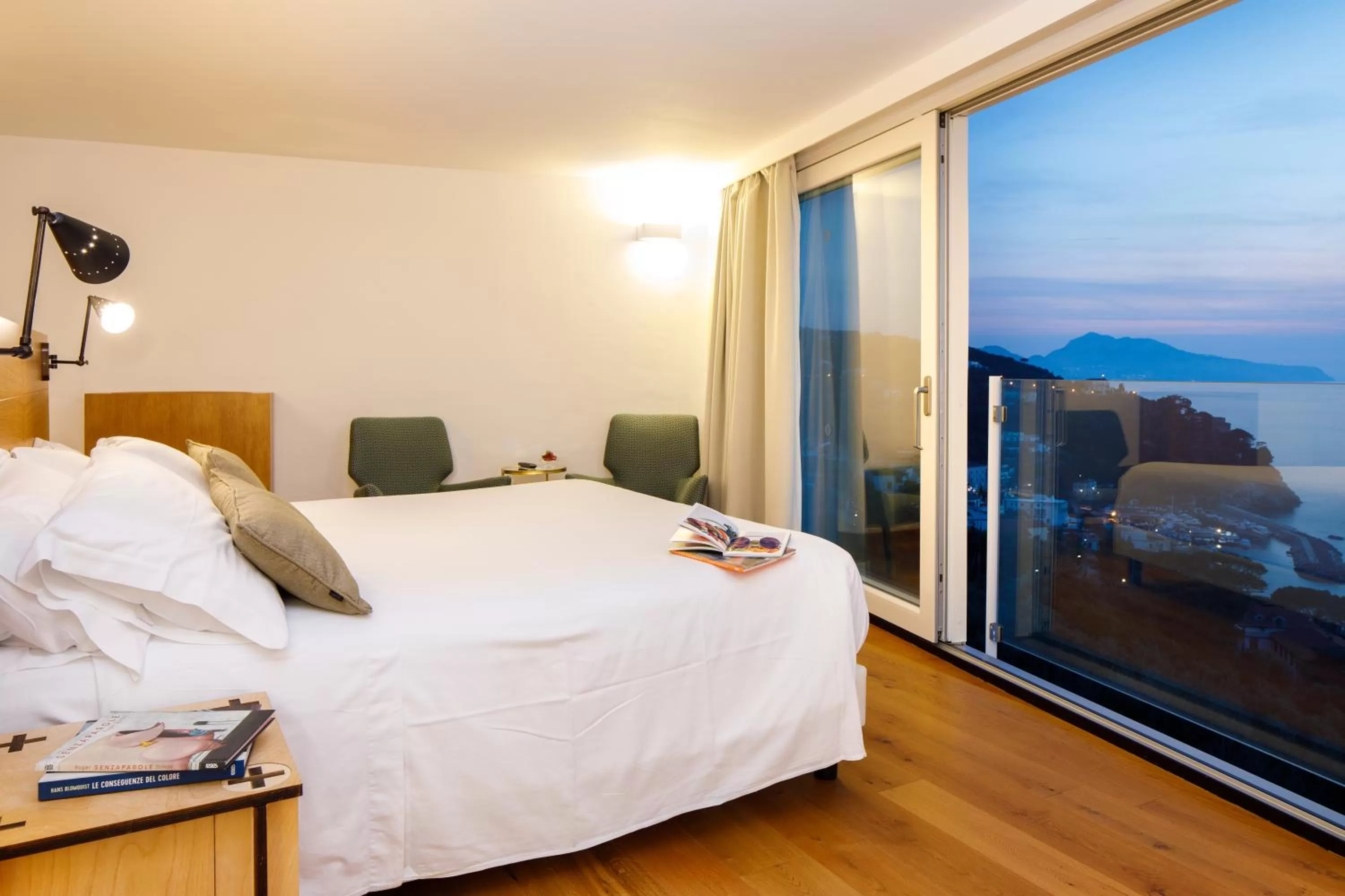 Bedroom, Bed in Villa Fiorella Art Hotel