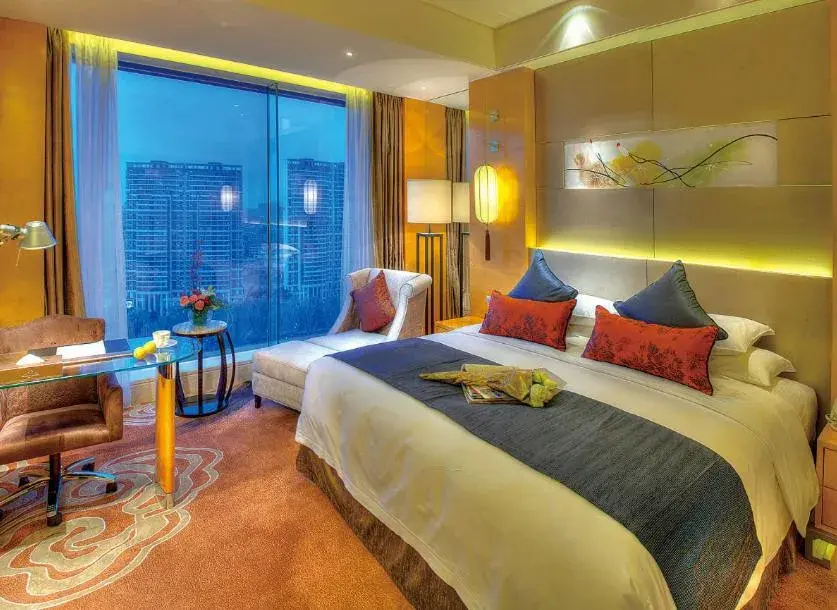 Photo of the whole room, Bed in Felton Grand Hotel Chengdu Photo of the whole room, Bed in Felton Grand Hotel Chengdu