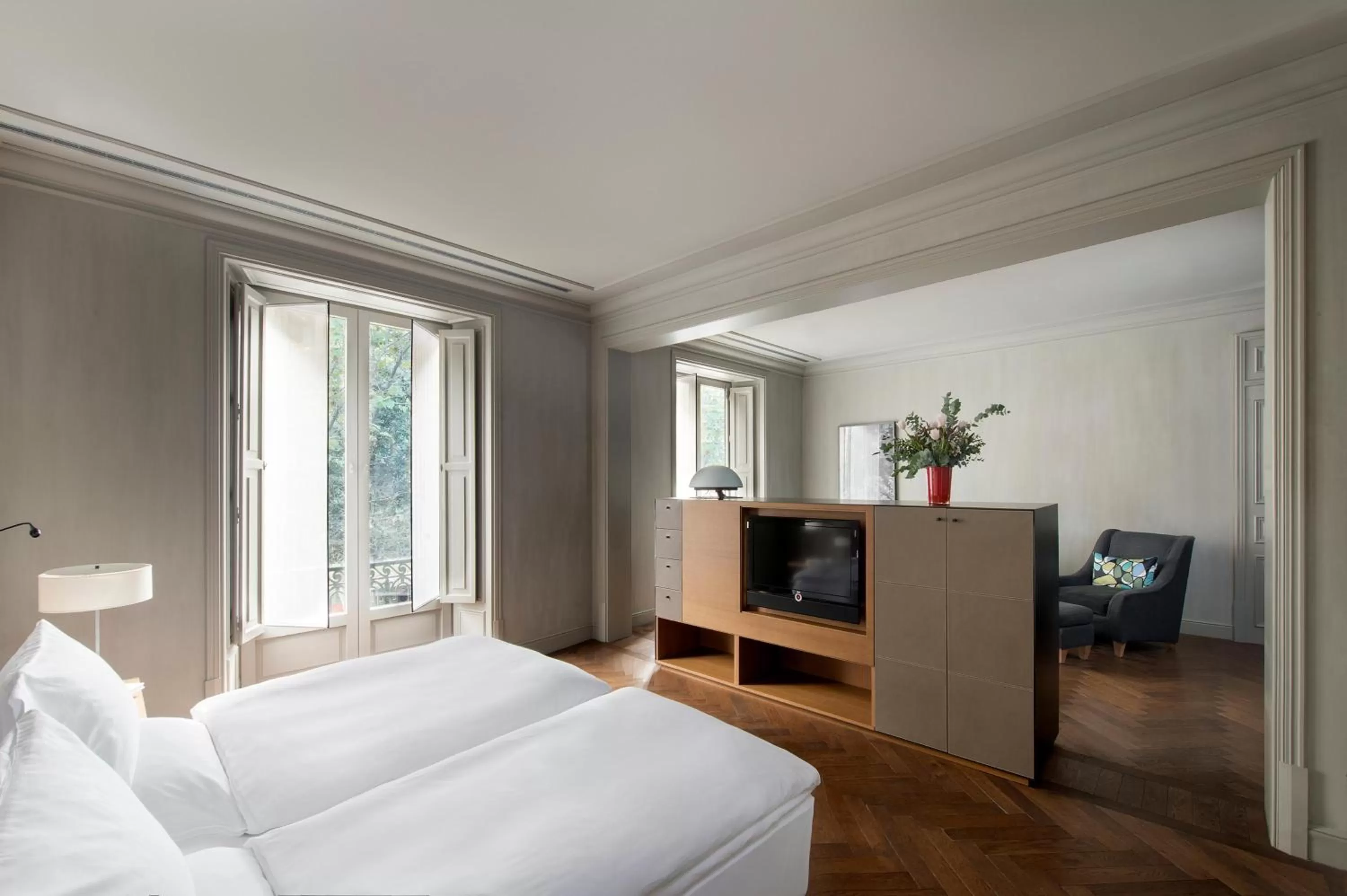 Photo of the whole room, Bed in Alma Barcelona GL