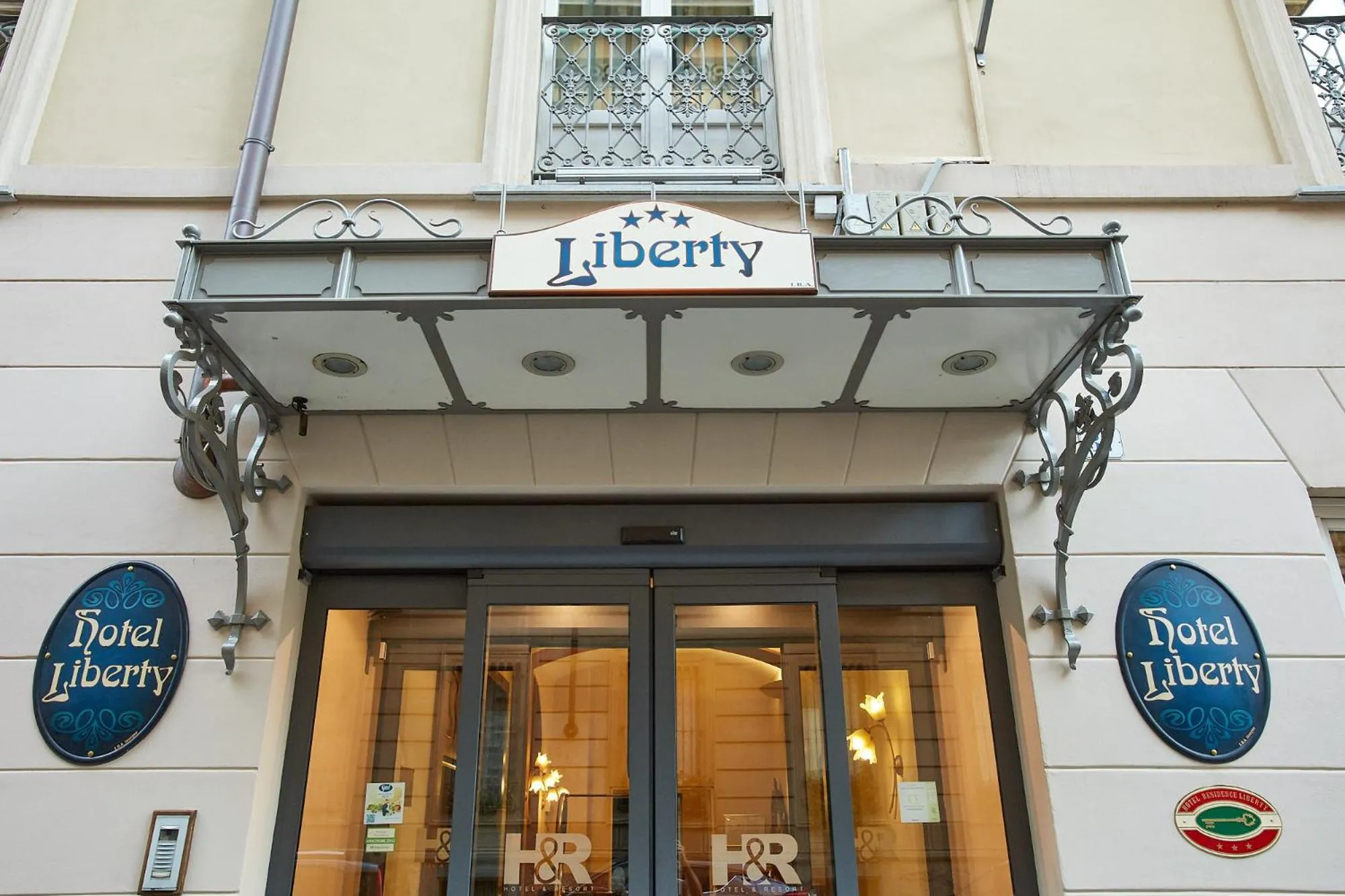 Facade/entrance in Liberty Hotel