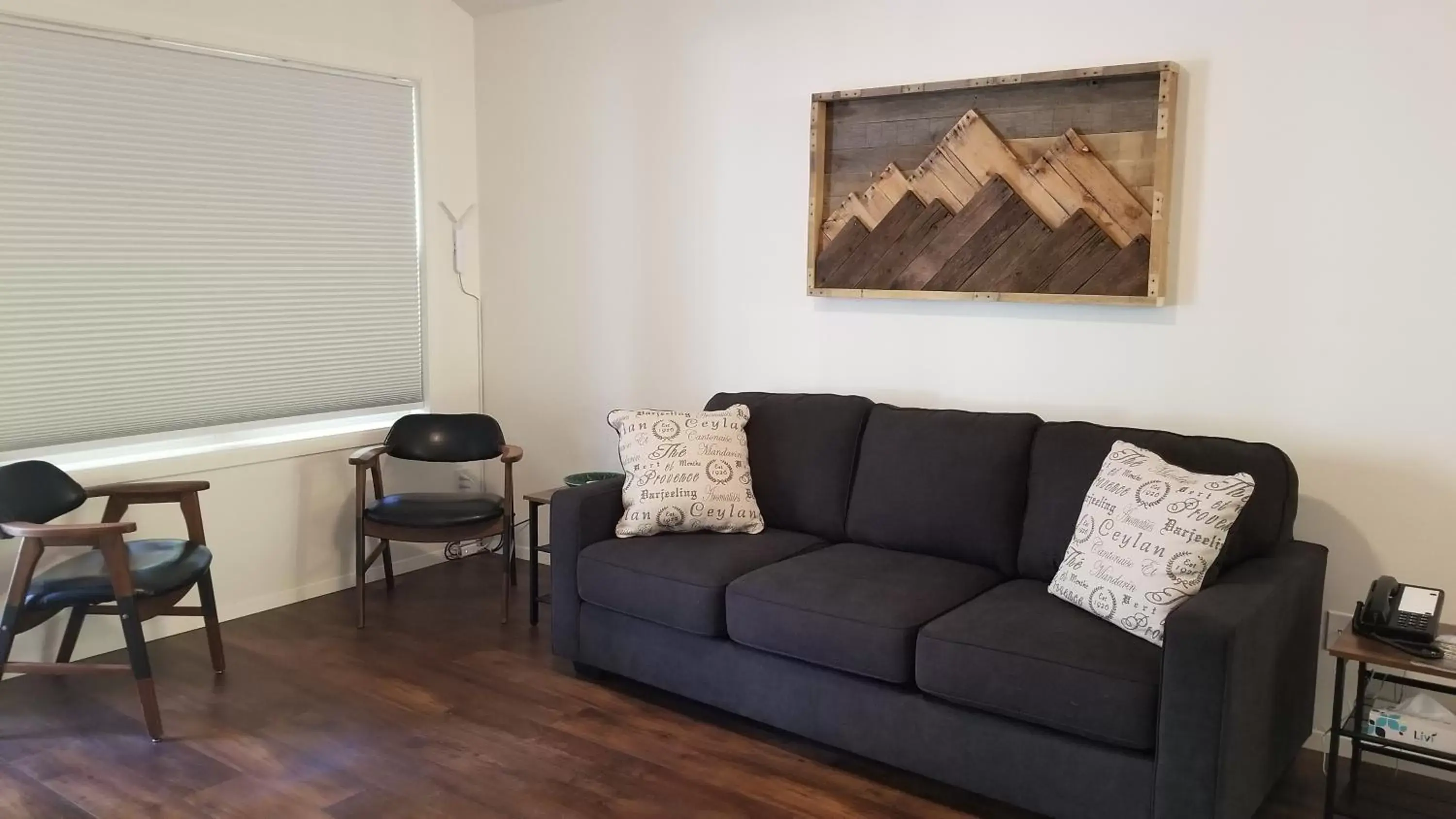 Living room, Seating Area in Eagle Cap Chalets