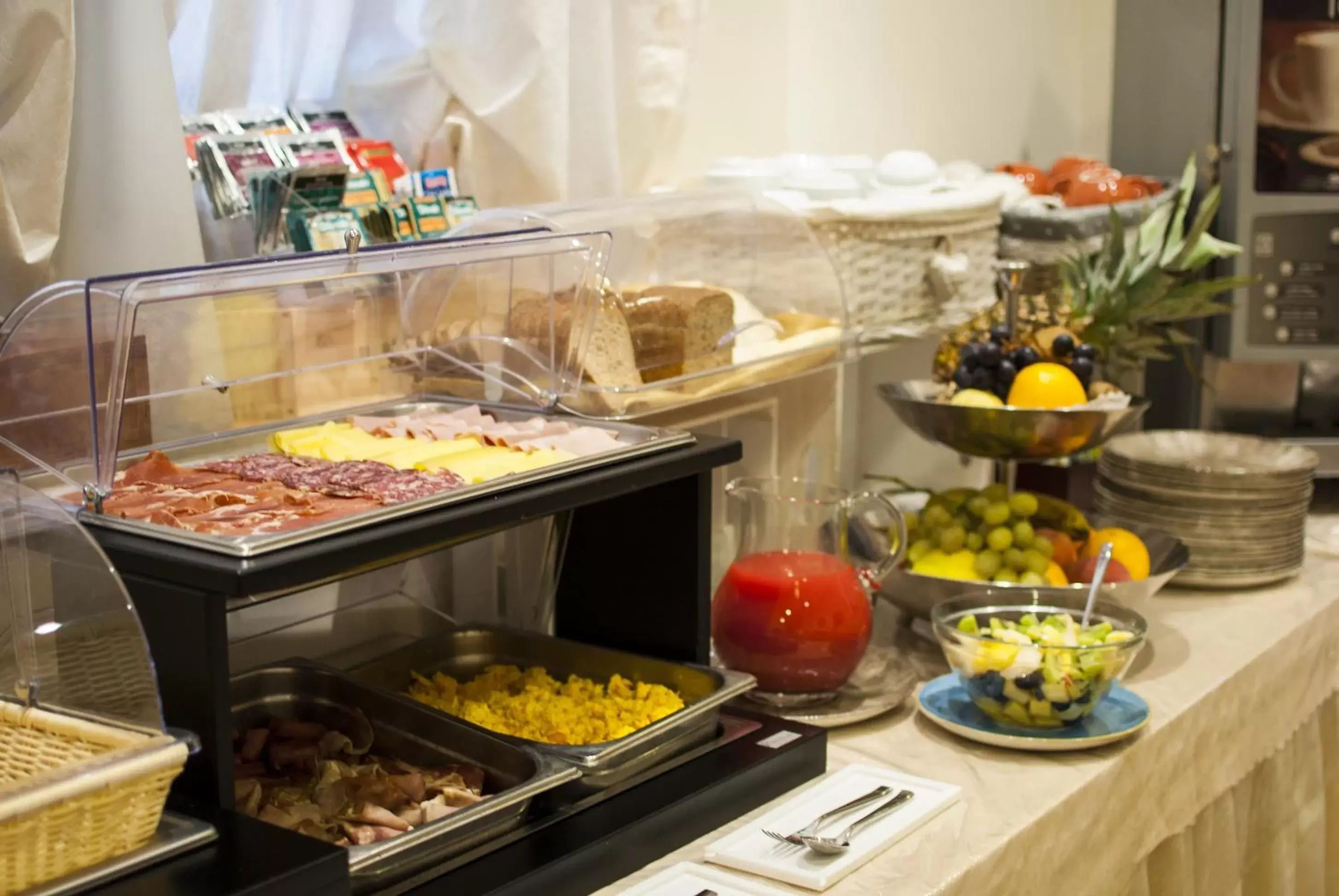 Breakfast, Food in Alla Rocca Hotel Conference & Restaurant