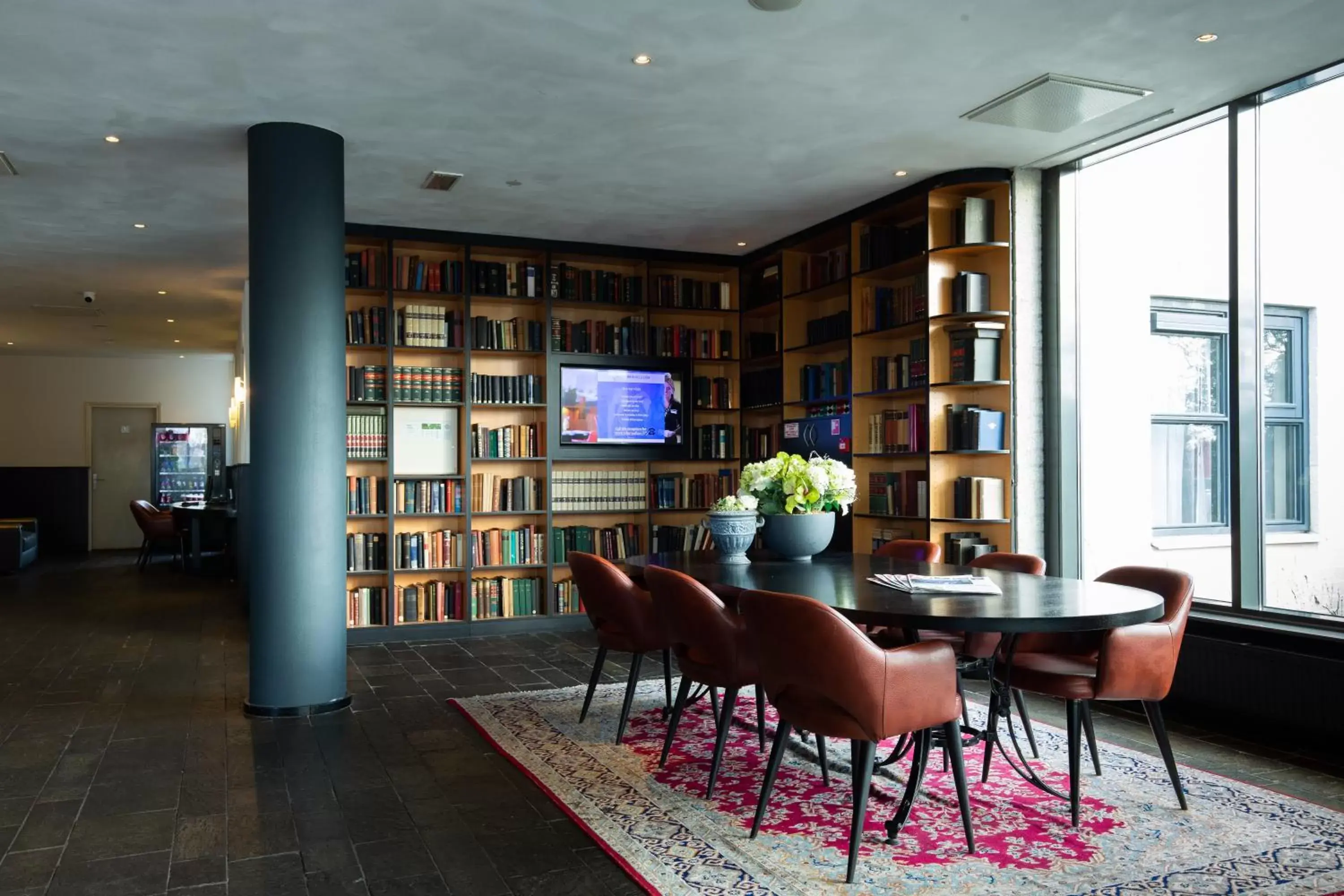 Lobby or reception, Library in Bastion Hotel Zoetermeer