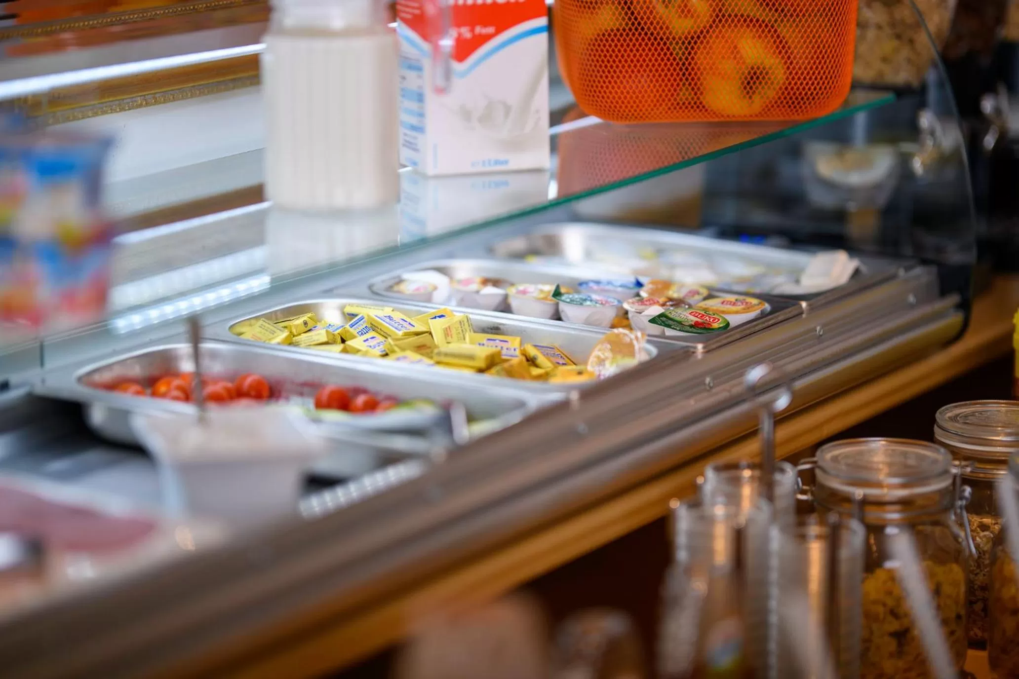 Breakfast in Hotel Hannover Airport by Premiere Classe