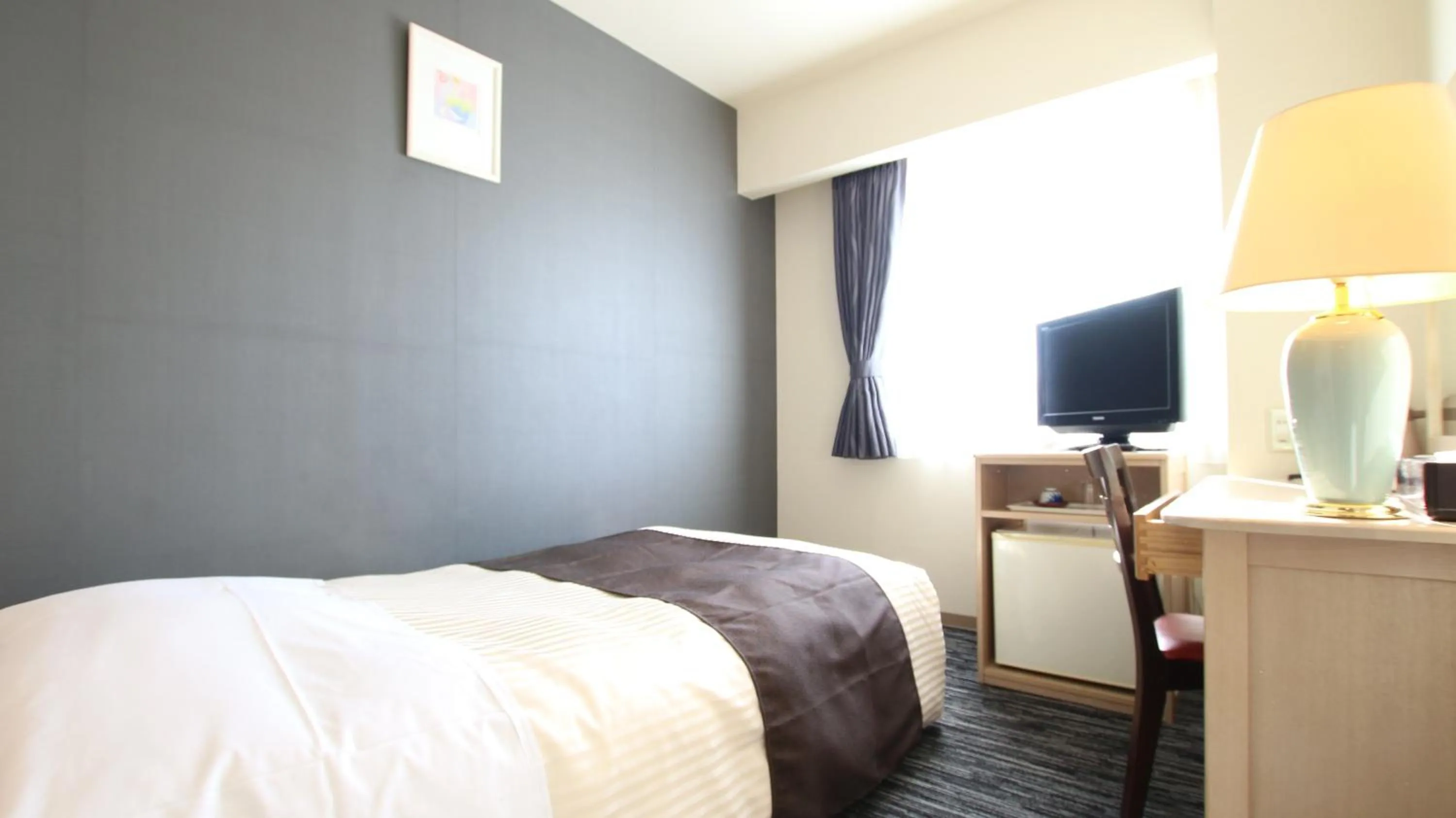 Bathroom, Bed in Kotoni Green Hotel