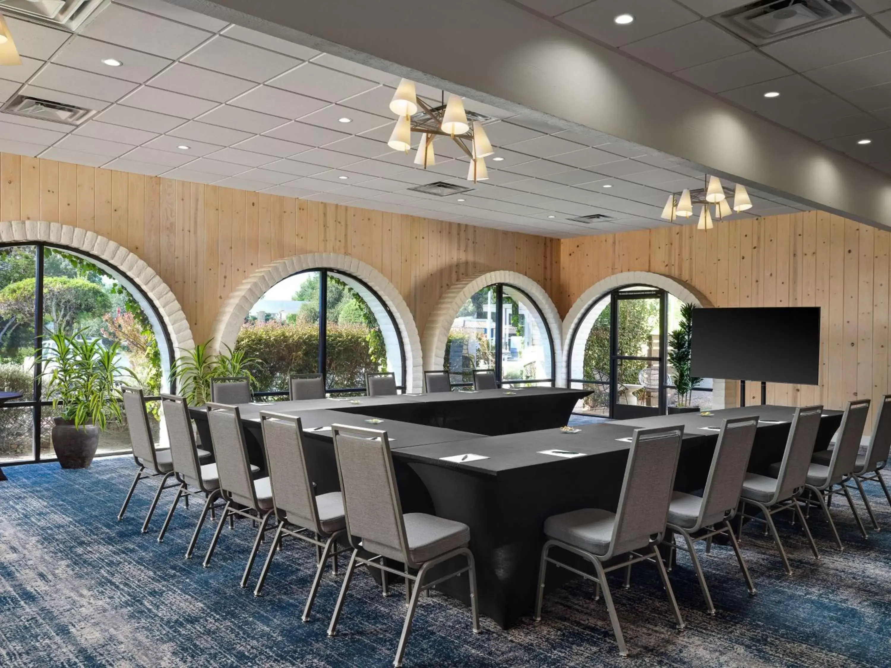 Meeting/conference room in The Leta Santa Barbara Goleta, Tapestry Collection by Hilton