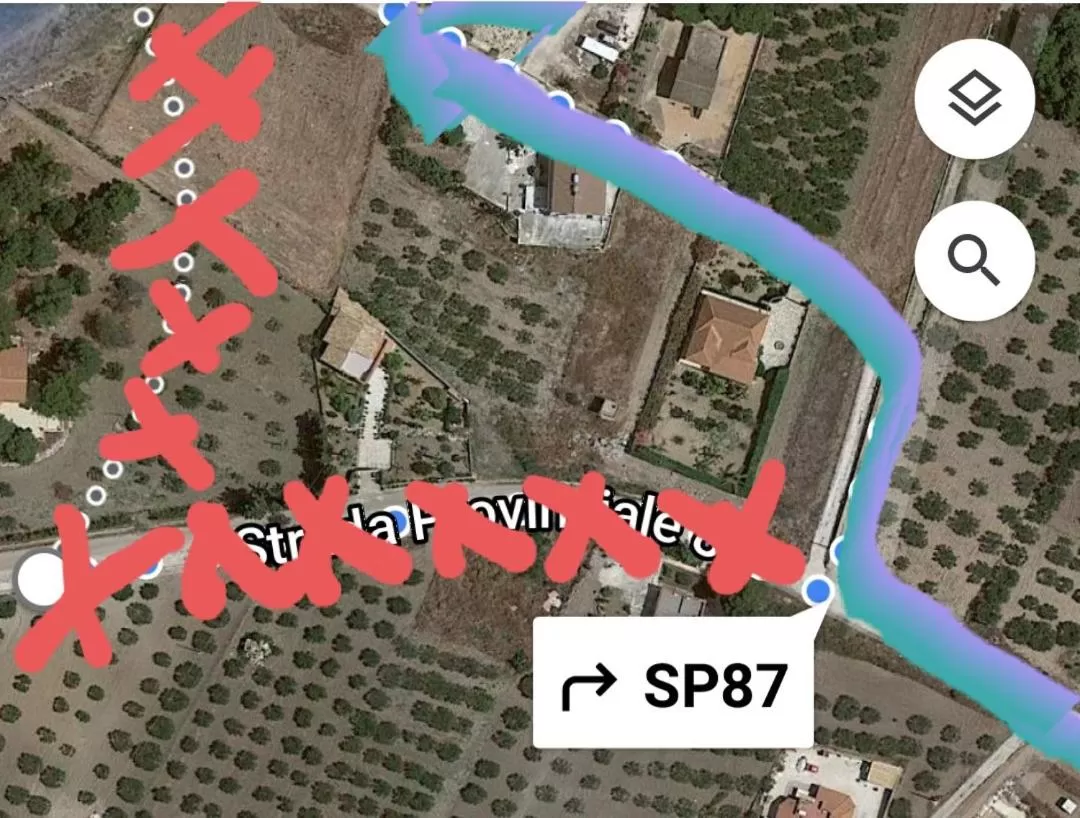 Street view, Bird's-eye View in B&B L'EDEN DI CAPO BIANCO