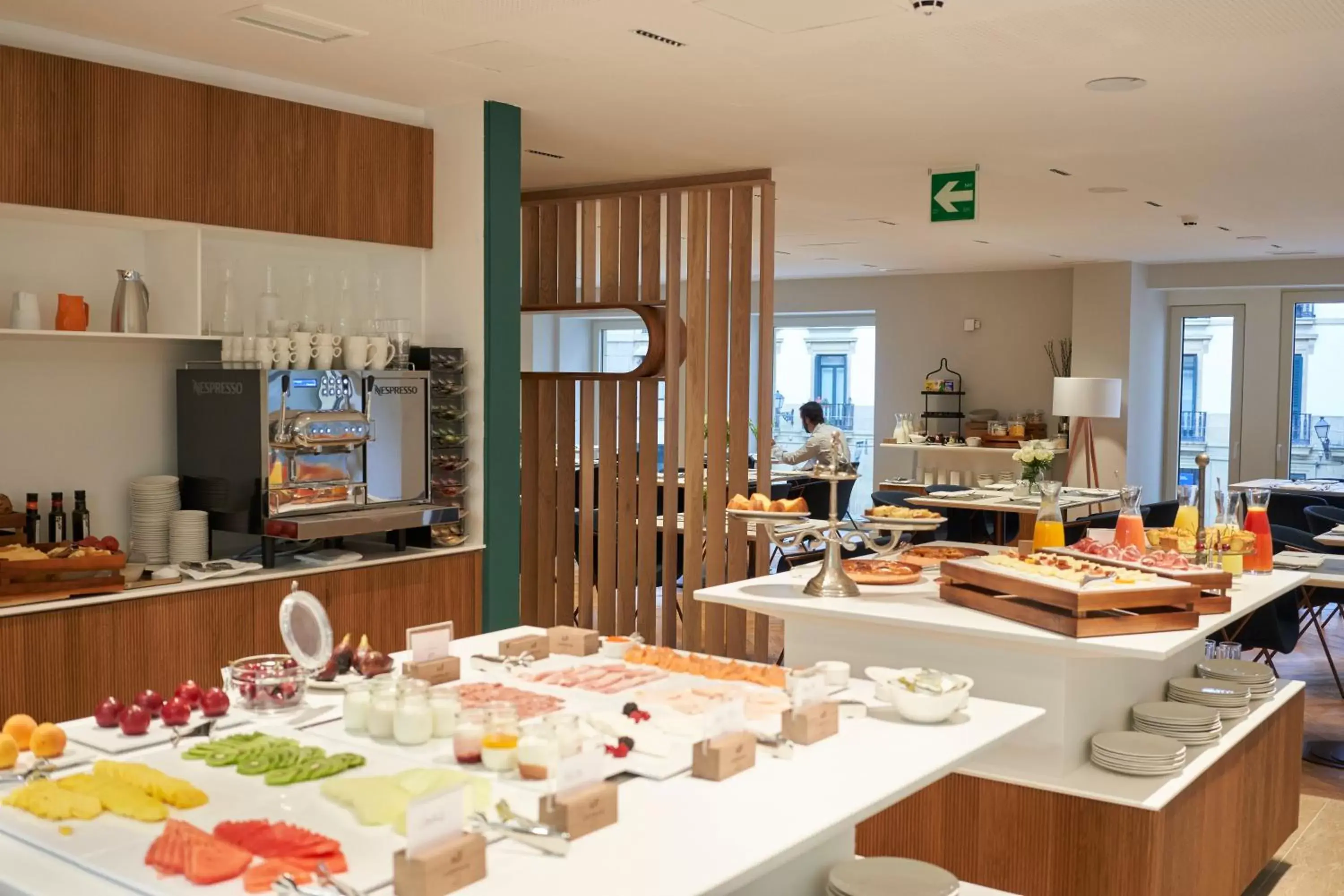 Buffet breakfast, Restaurant/Places to Eat in Lasala Plaza Hotel