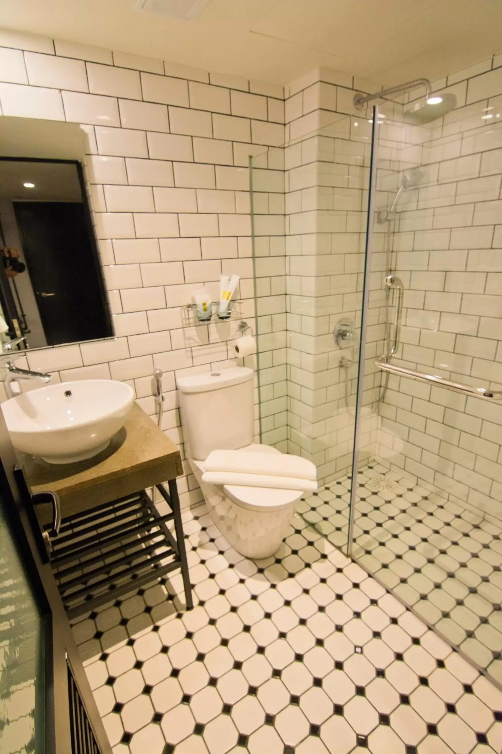 Bathroom in JonkeRED Heritage Hotel