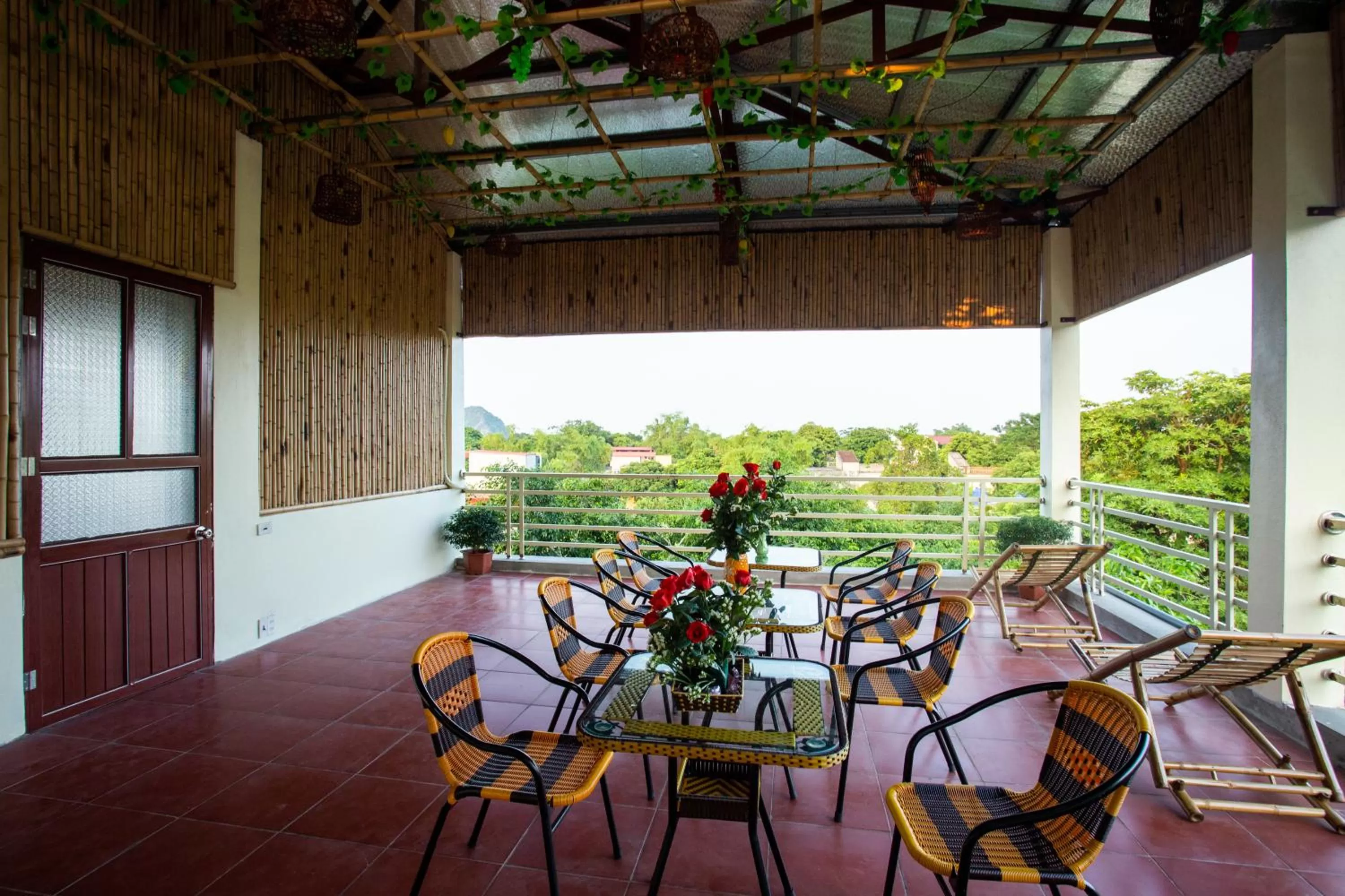 Hang Mua Central Homestay