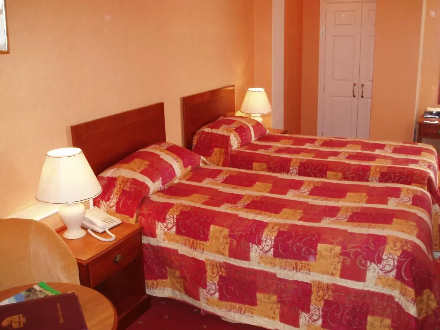 Bedroom, Bed in Porth Avallen Hotel