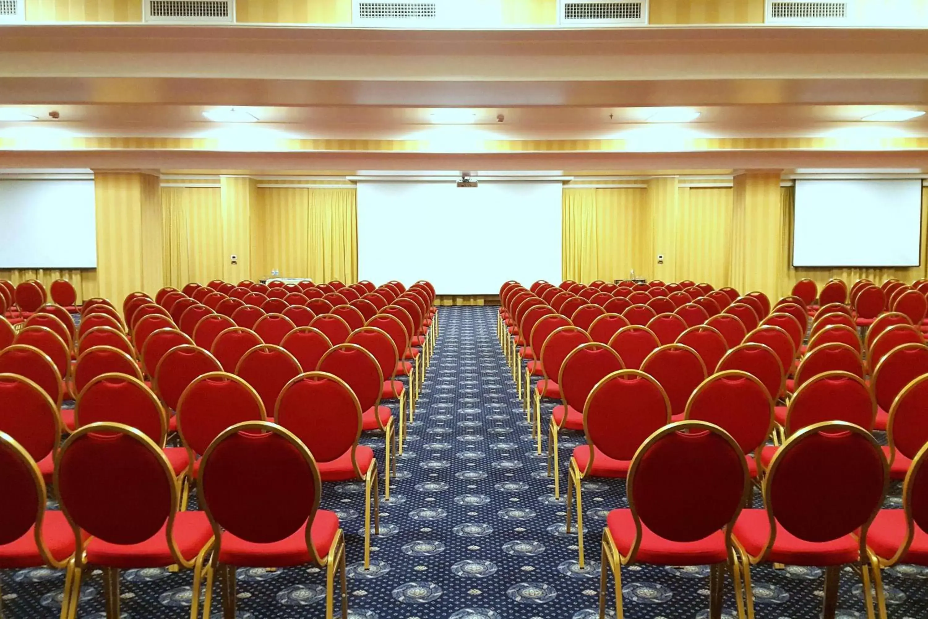 Meeting/conference room in Milan Marriott Hotel