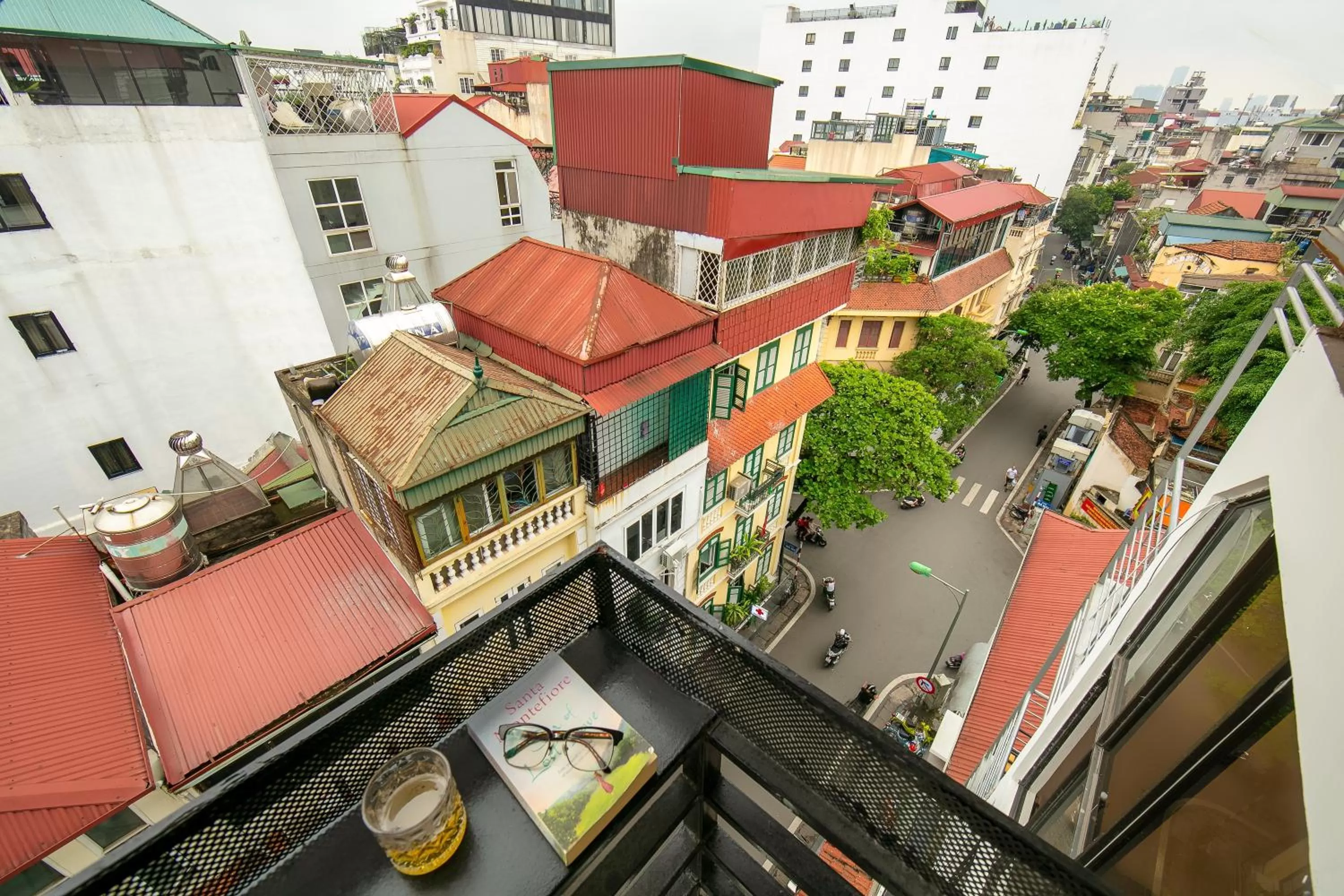 Day in TrangTrang Classy Hotel