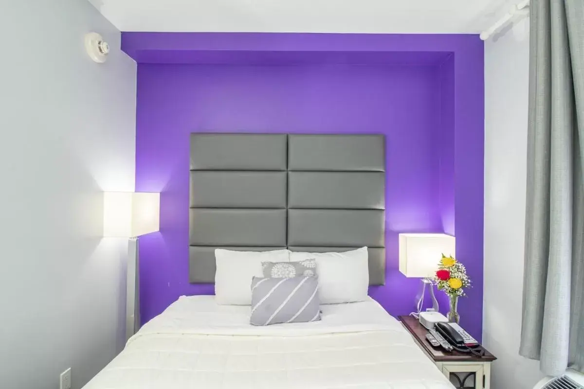 Photo of the whole room, Bed in Canal Loft Hotel Photo of the whole room, Bed in Canal Loft Hotel