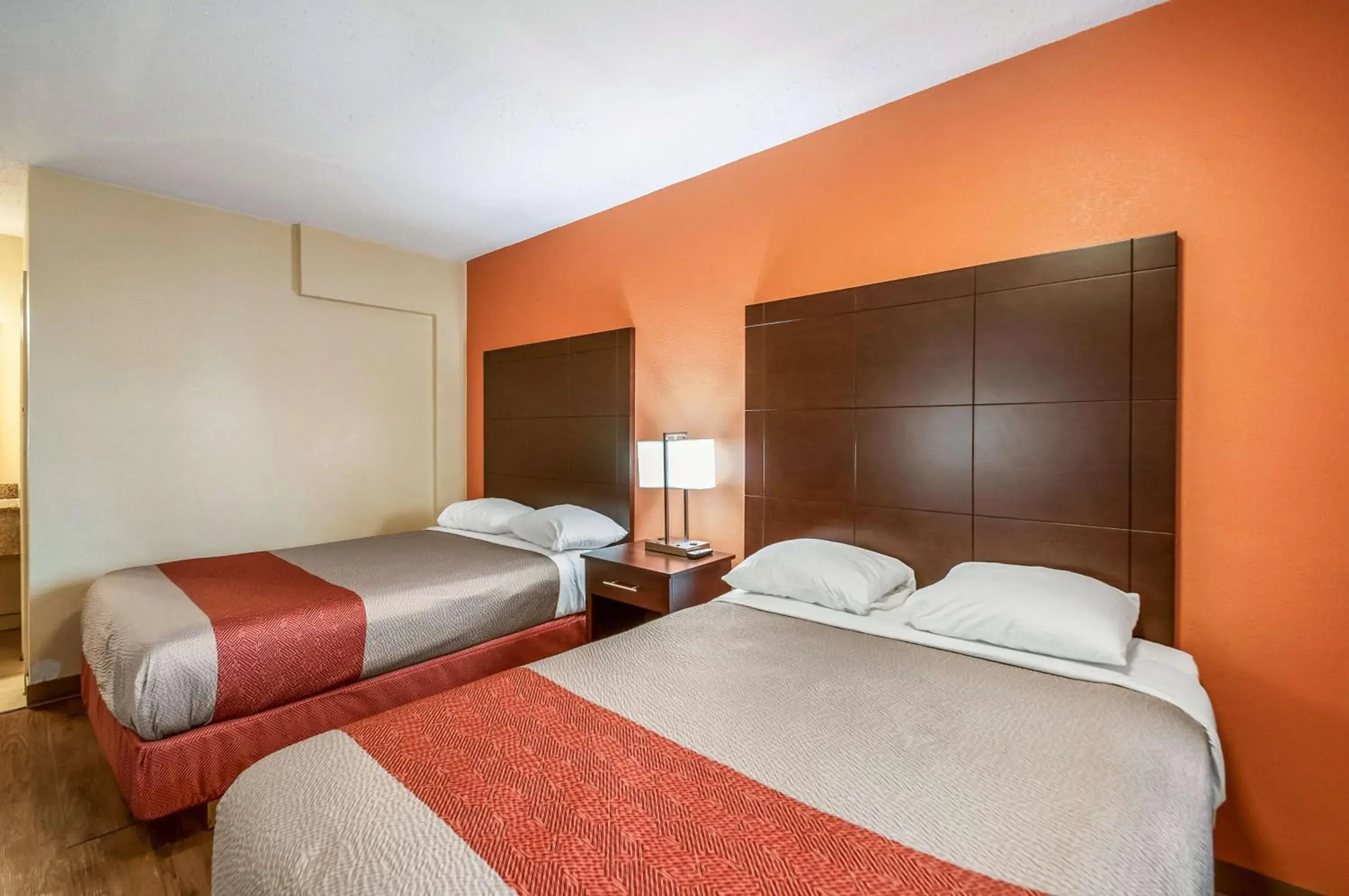 Photo of the whole room, Bed in Motel 6-Washington, DC - Convention Center