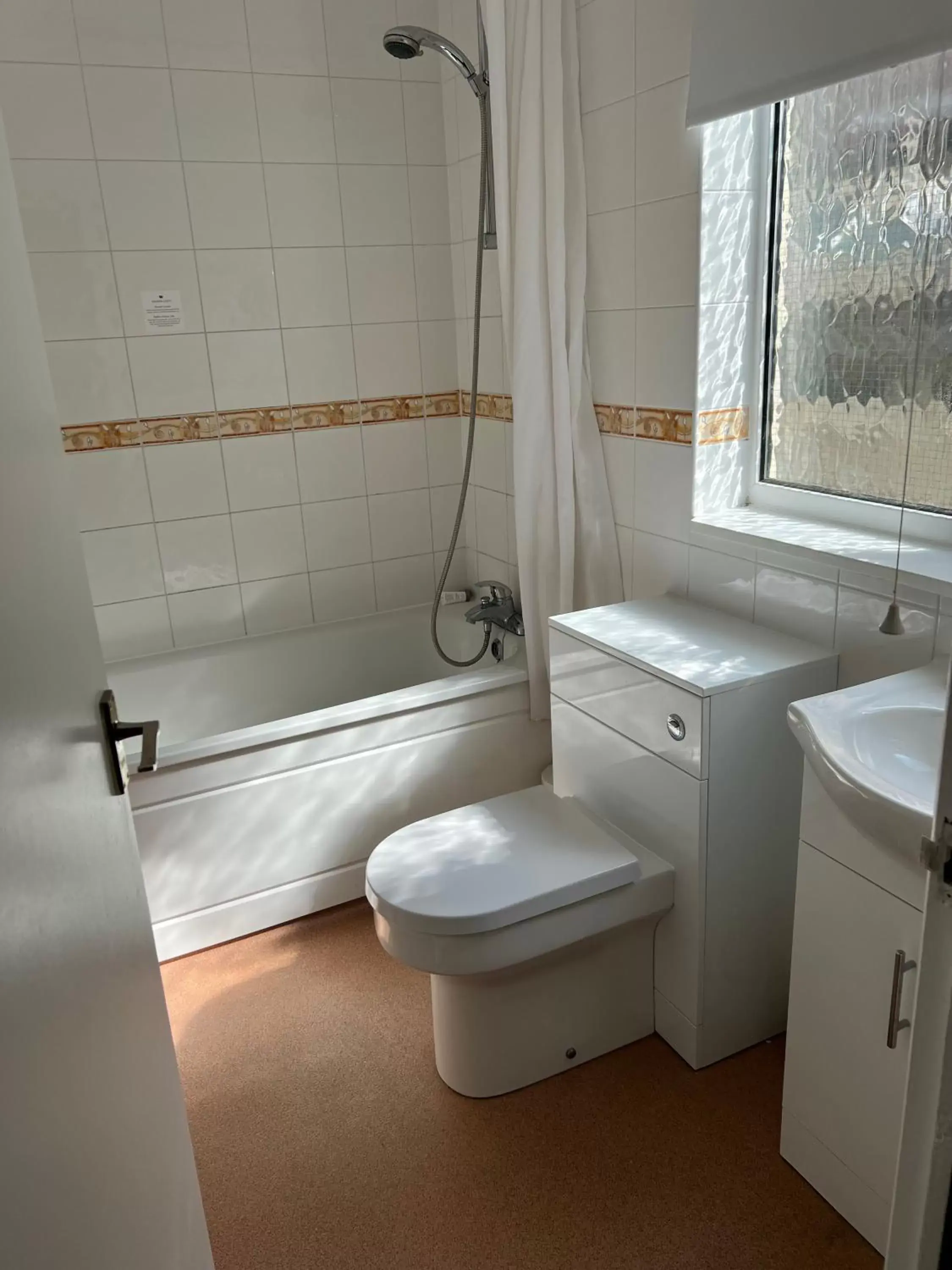 Bathroom in North Shore Hotel