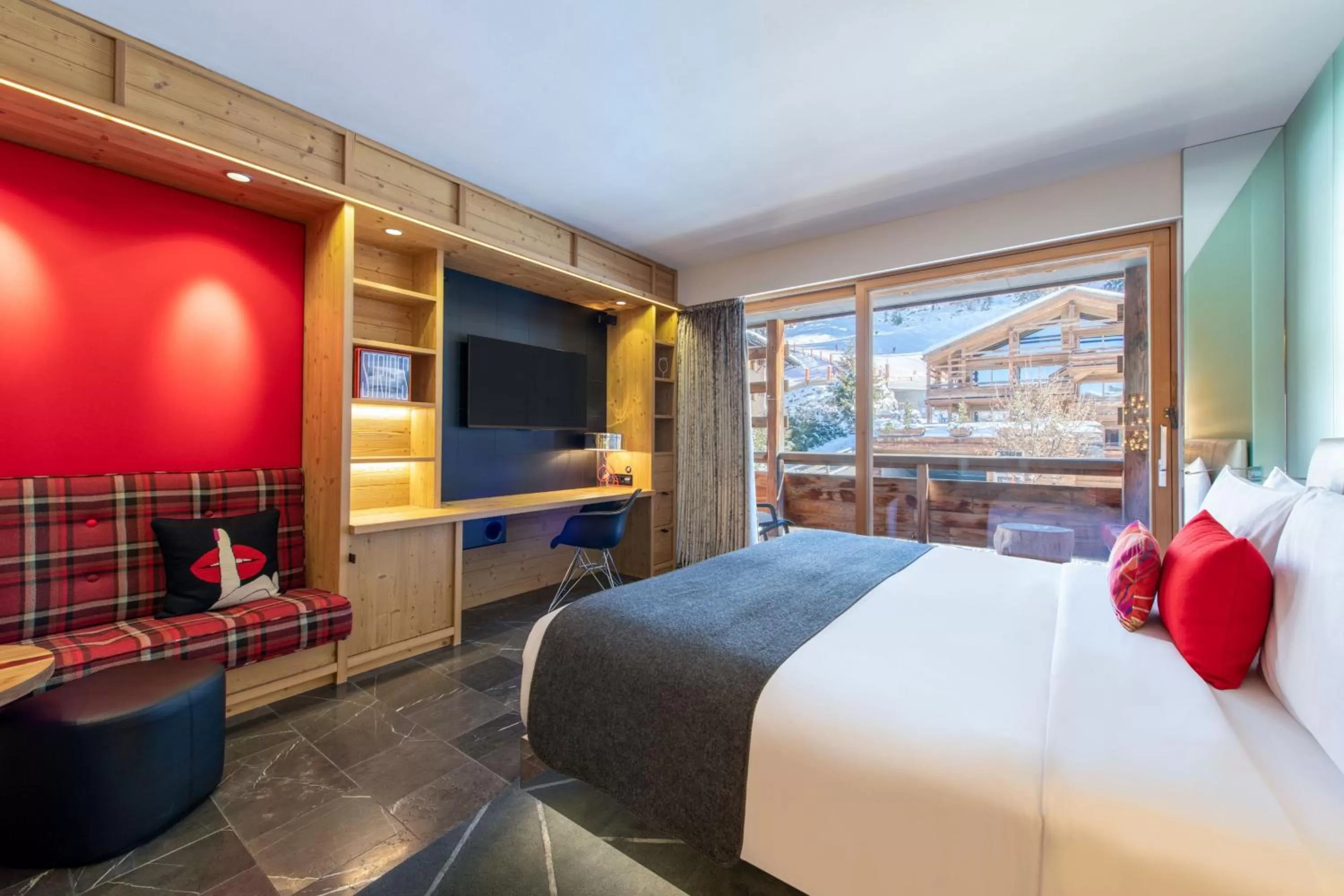Photo of the whole room, Bed in W Verbier