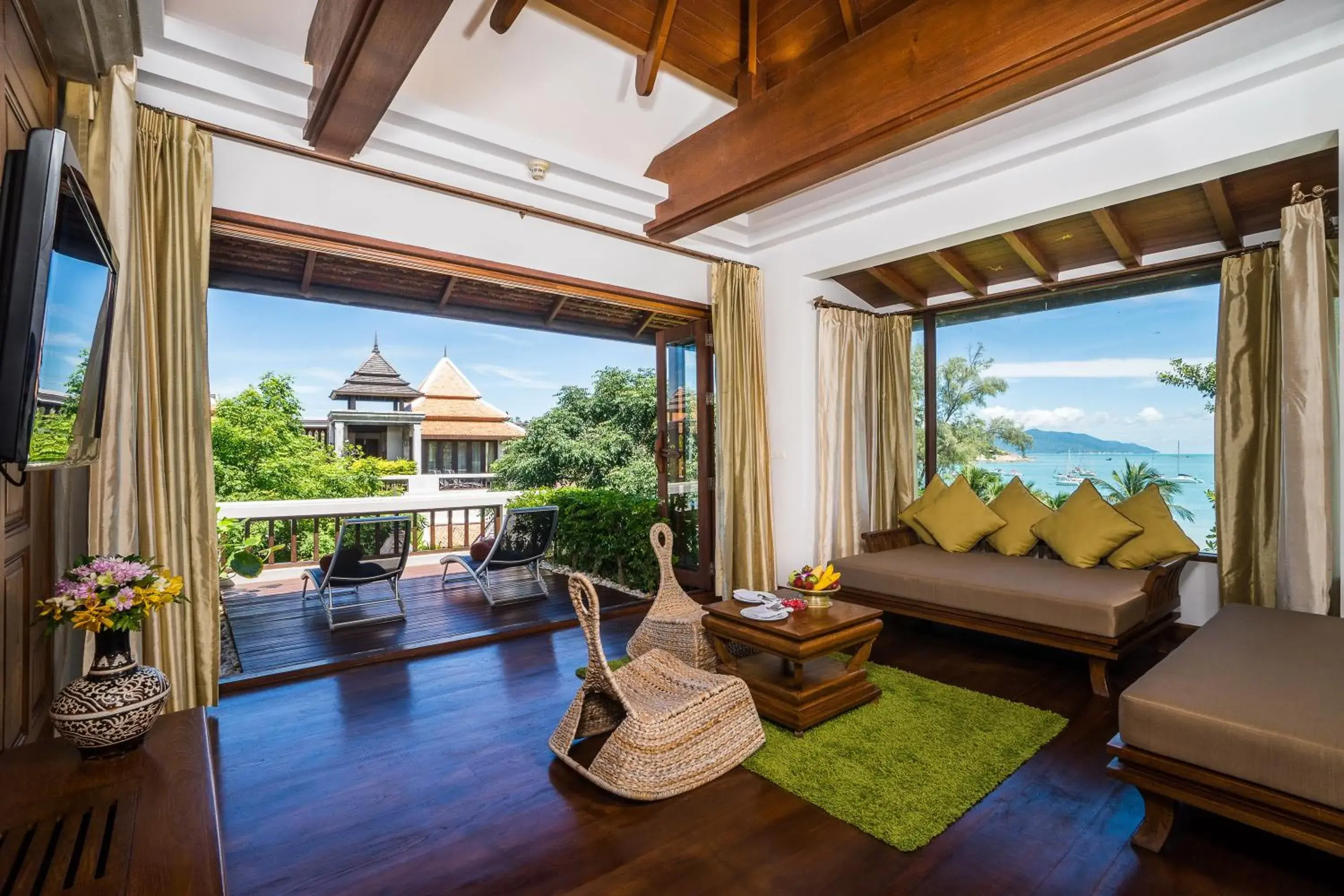 Living room, Seating Area in Royal Muang Samui Villas - SHA Extra Plus