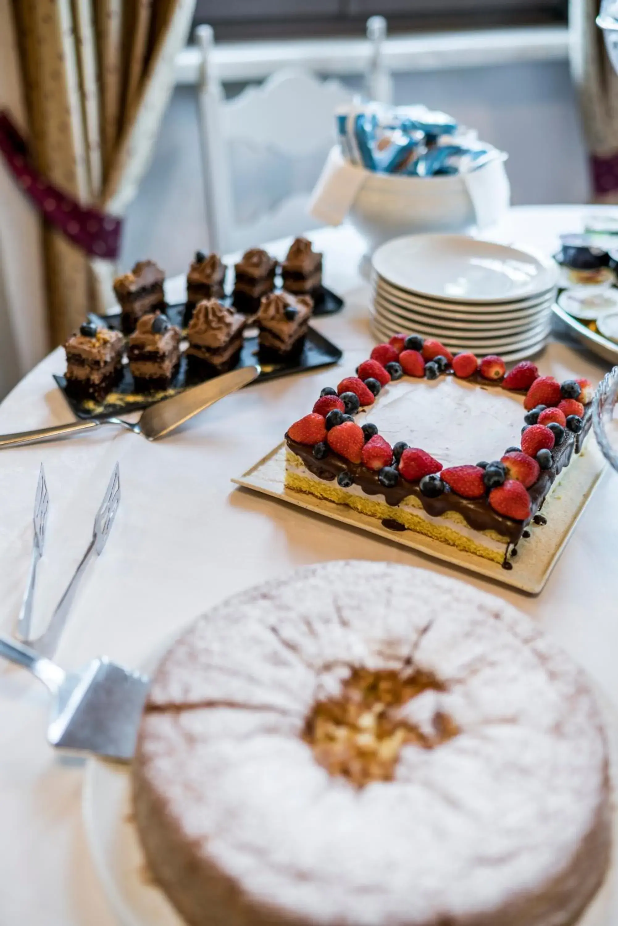 Buffet breakfast, Food in Hotel Dogana