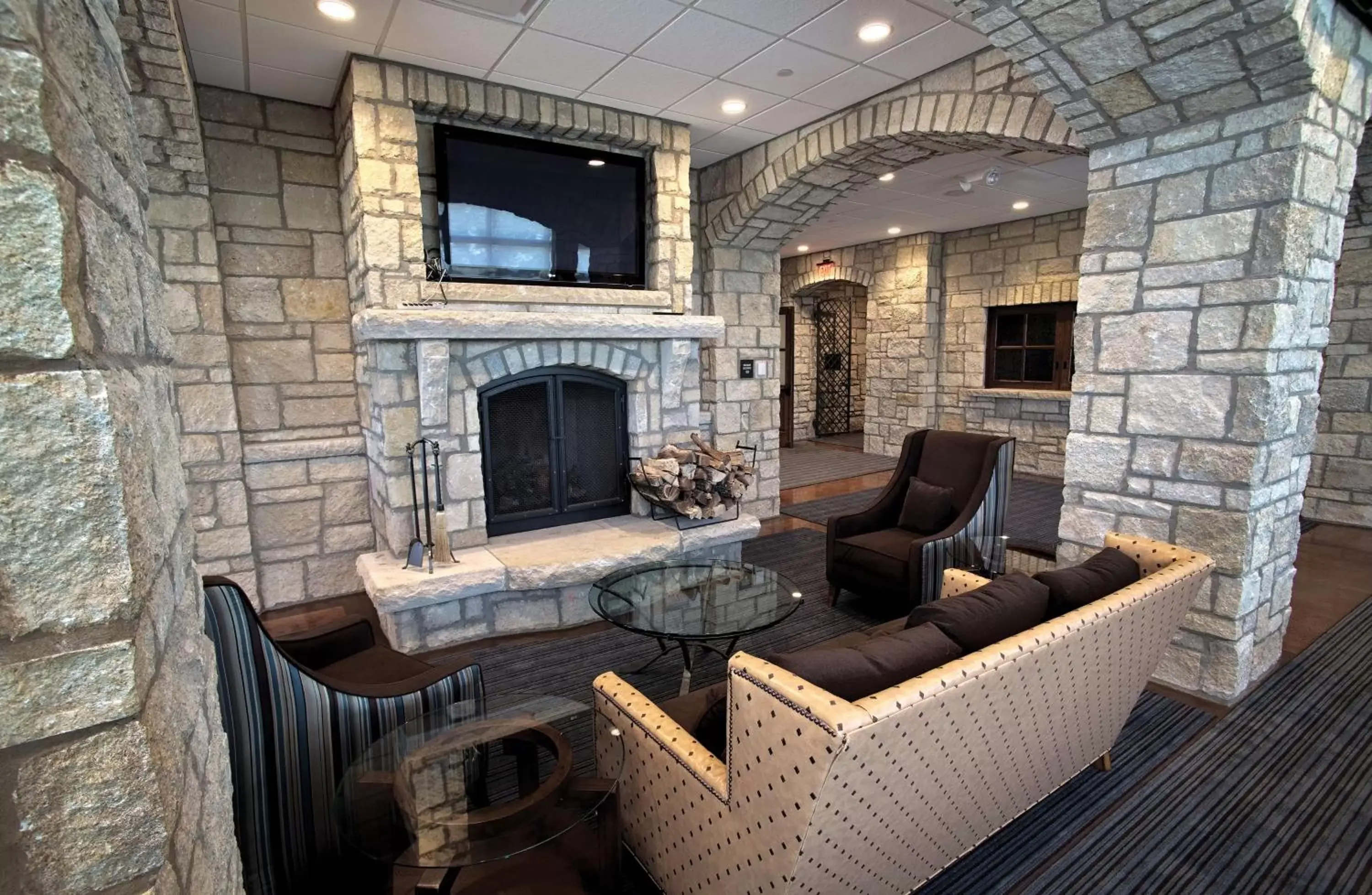 Lobby or reception in The Oread Lawrence, Tapestry Collection by Hilton Lobby or reception in The Oread Lawrence, Tapestry Collection by Hilton