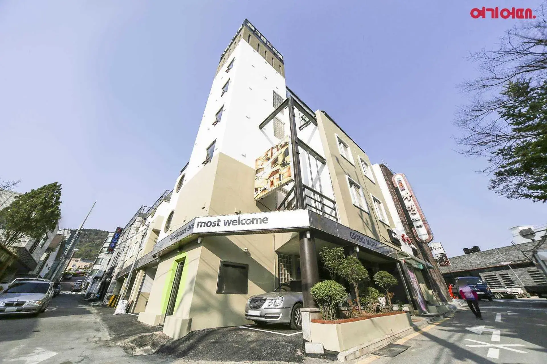 Property Building in Goodstay Grand Motel Chuncheon