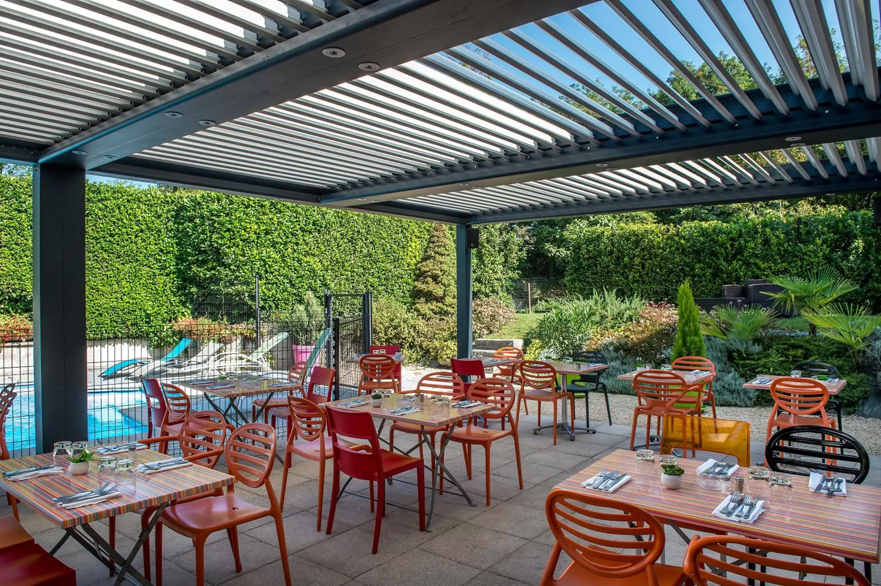 Balcony/Terrace, Restaurant/Places to Eat in Logis Le Relais de Sassenage