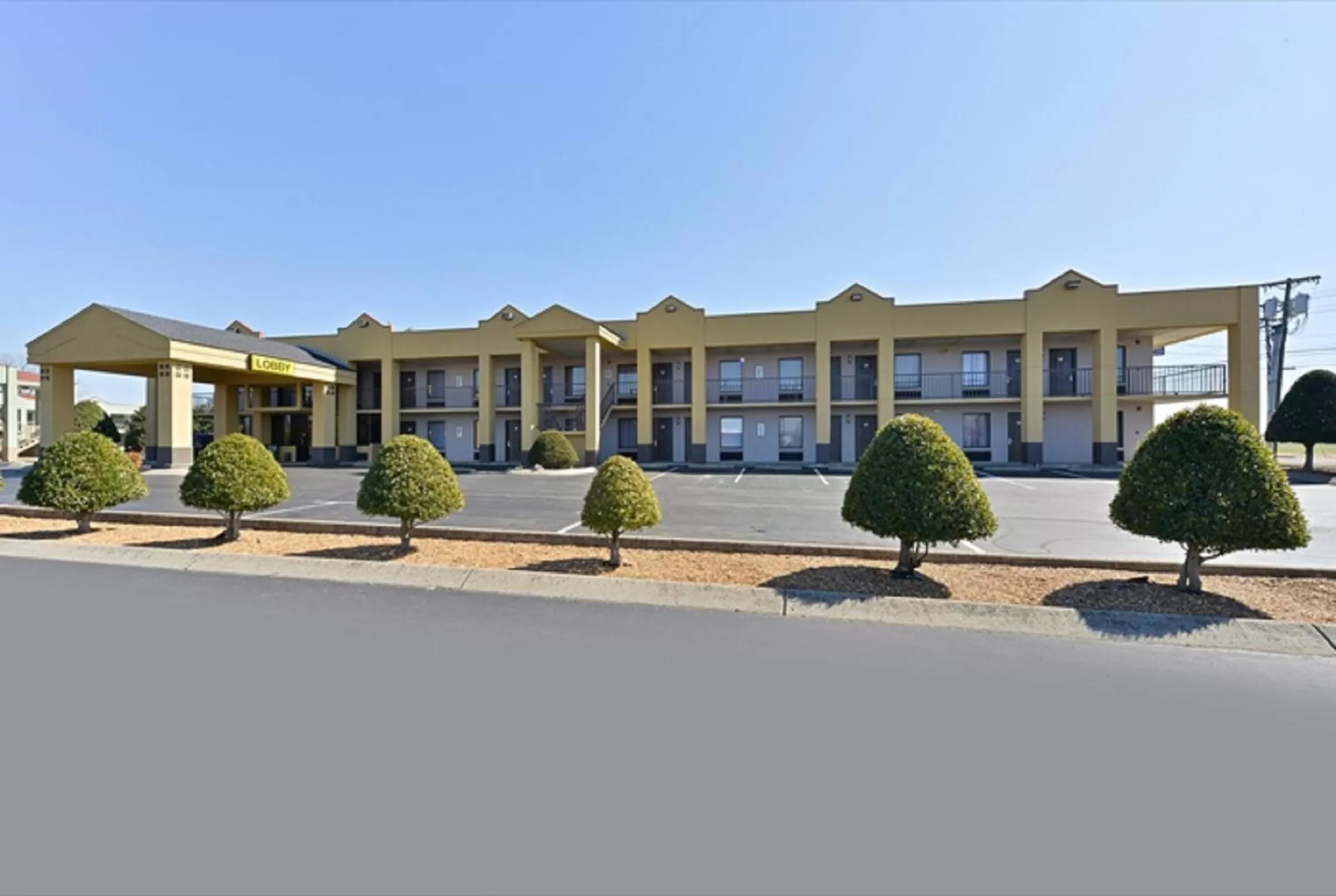 Facade/entrance in Super 8 by Wyndham Clarksville Northeast