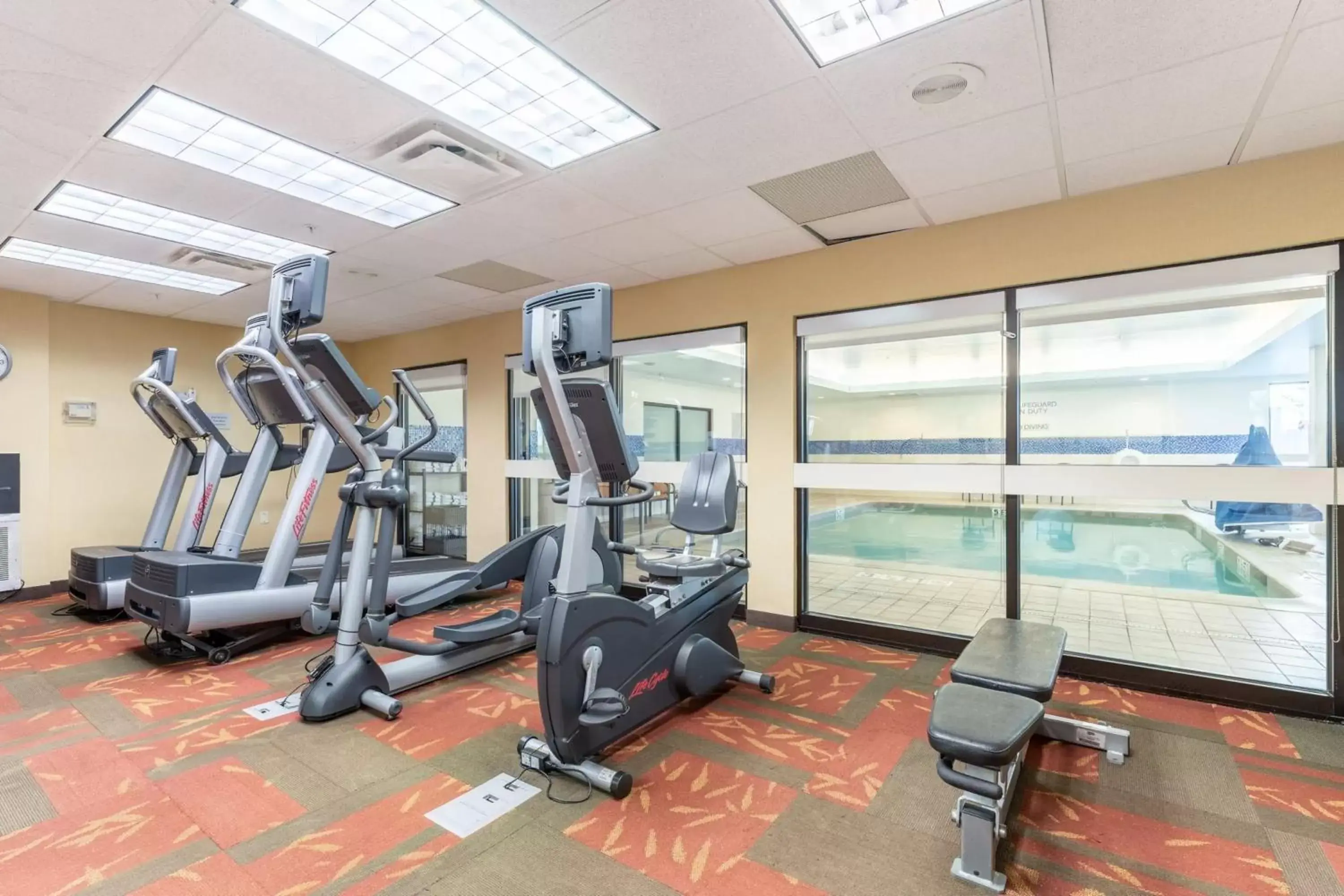 Fitness centre/facilities, Fitness Center/Facilities in Courtyard Burlington Williston
