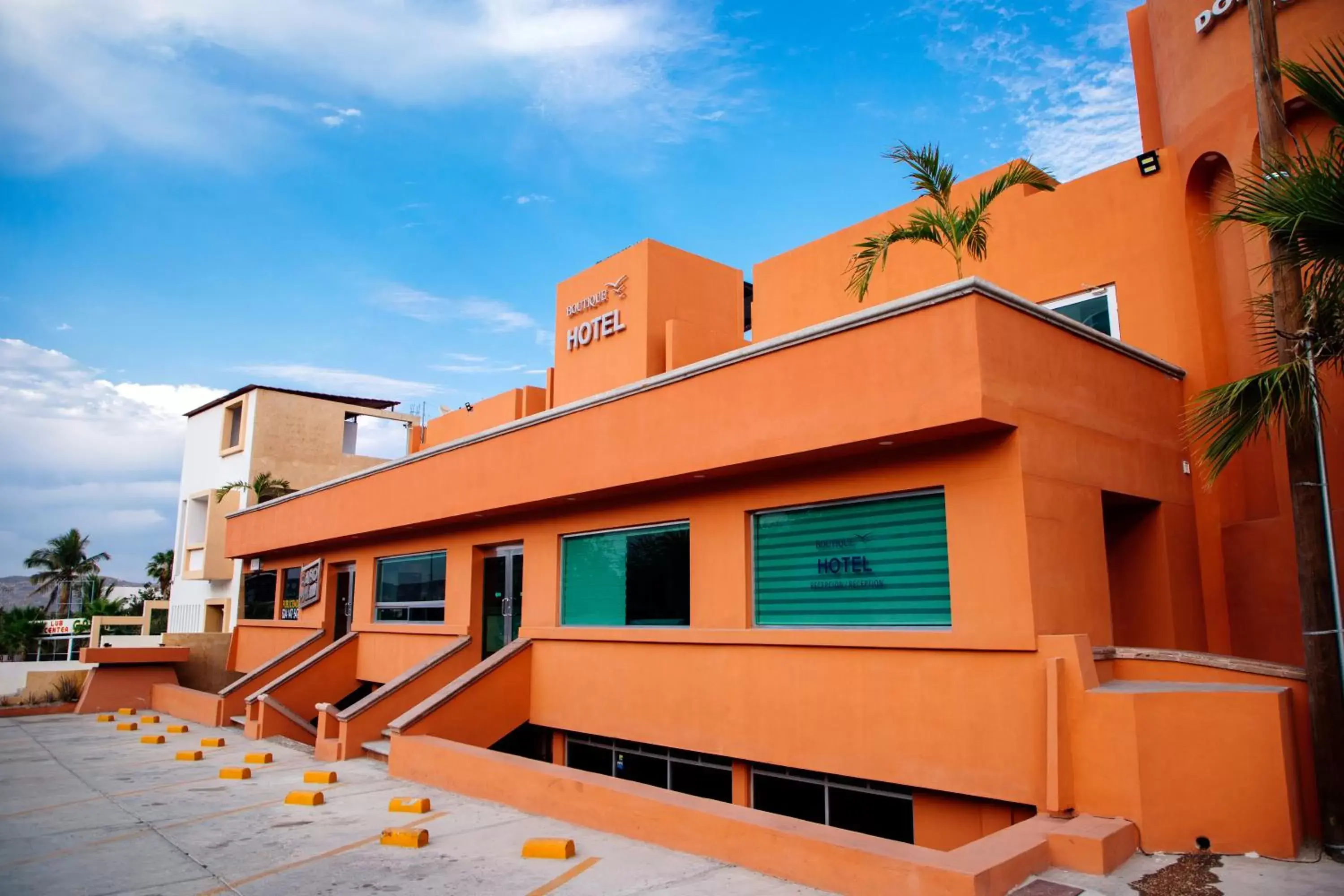 Property building in Hotel Boutique Plaza Doradas