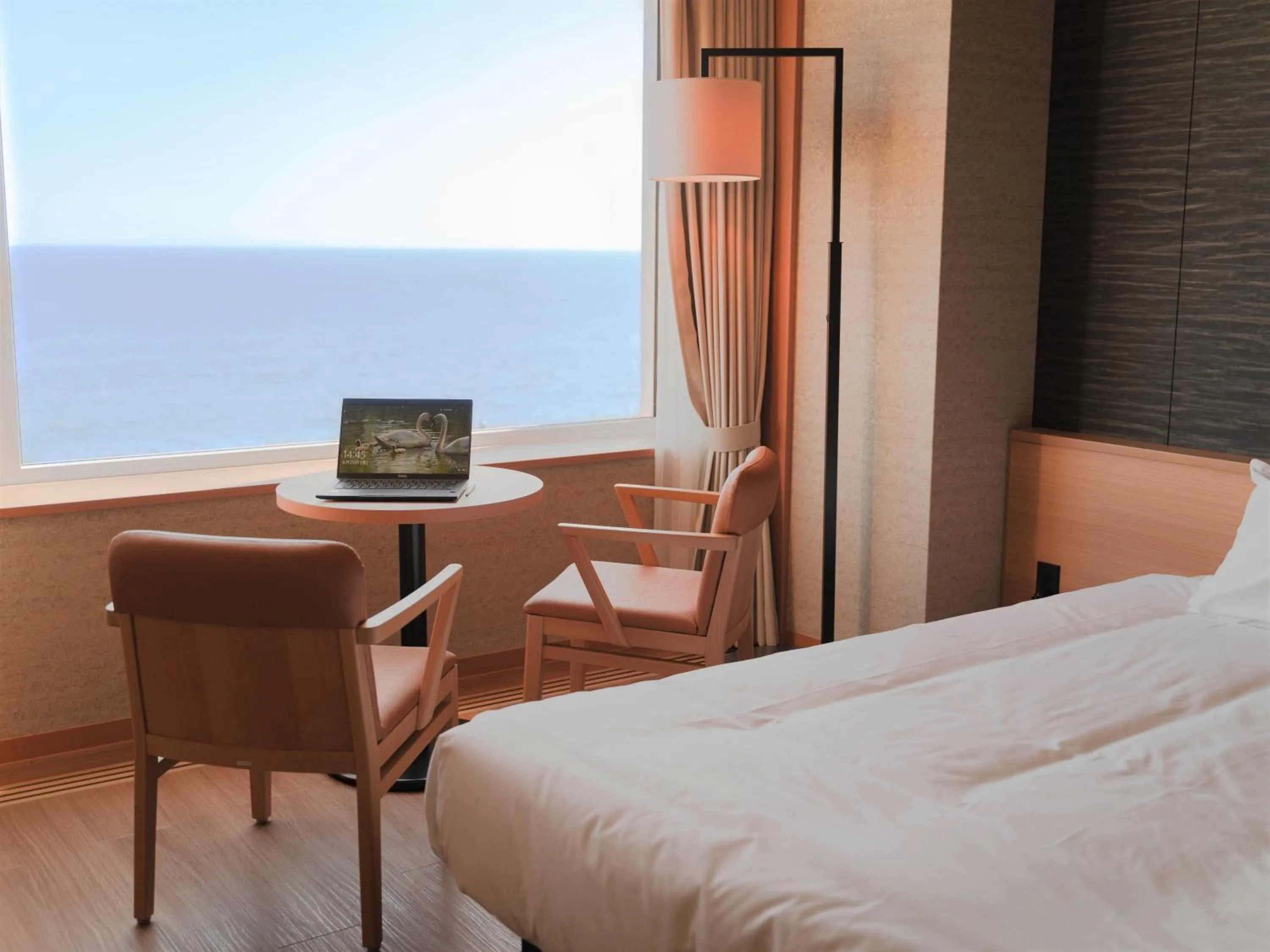 Sea view, Bed in Hakodate Yunokawa Onsen Umi to Akari Hewitt Resort