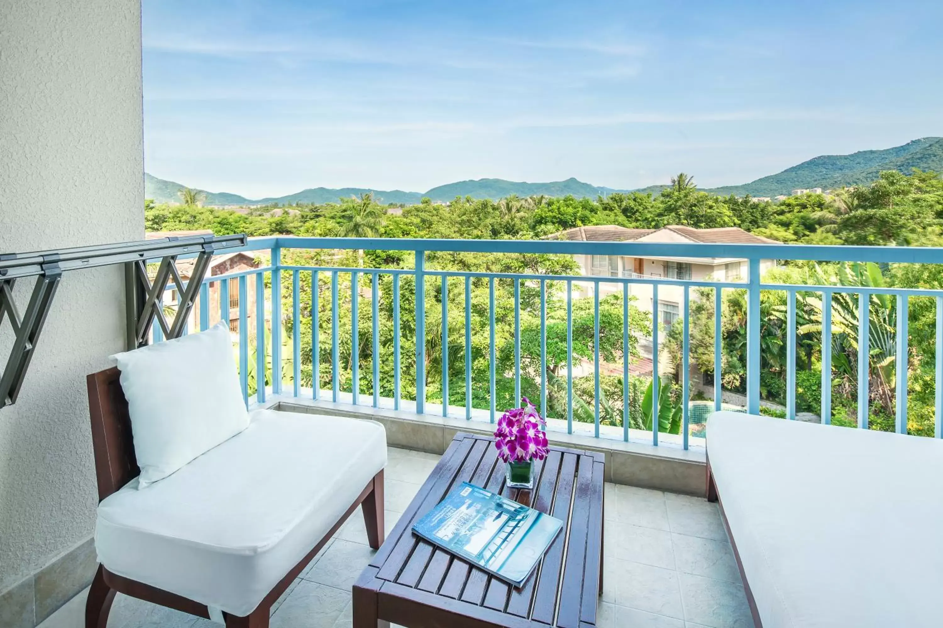 View (from property/room), Balcony/Terrace in Huayu Resort & Spa Yalong Bay Sanya