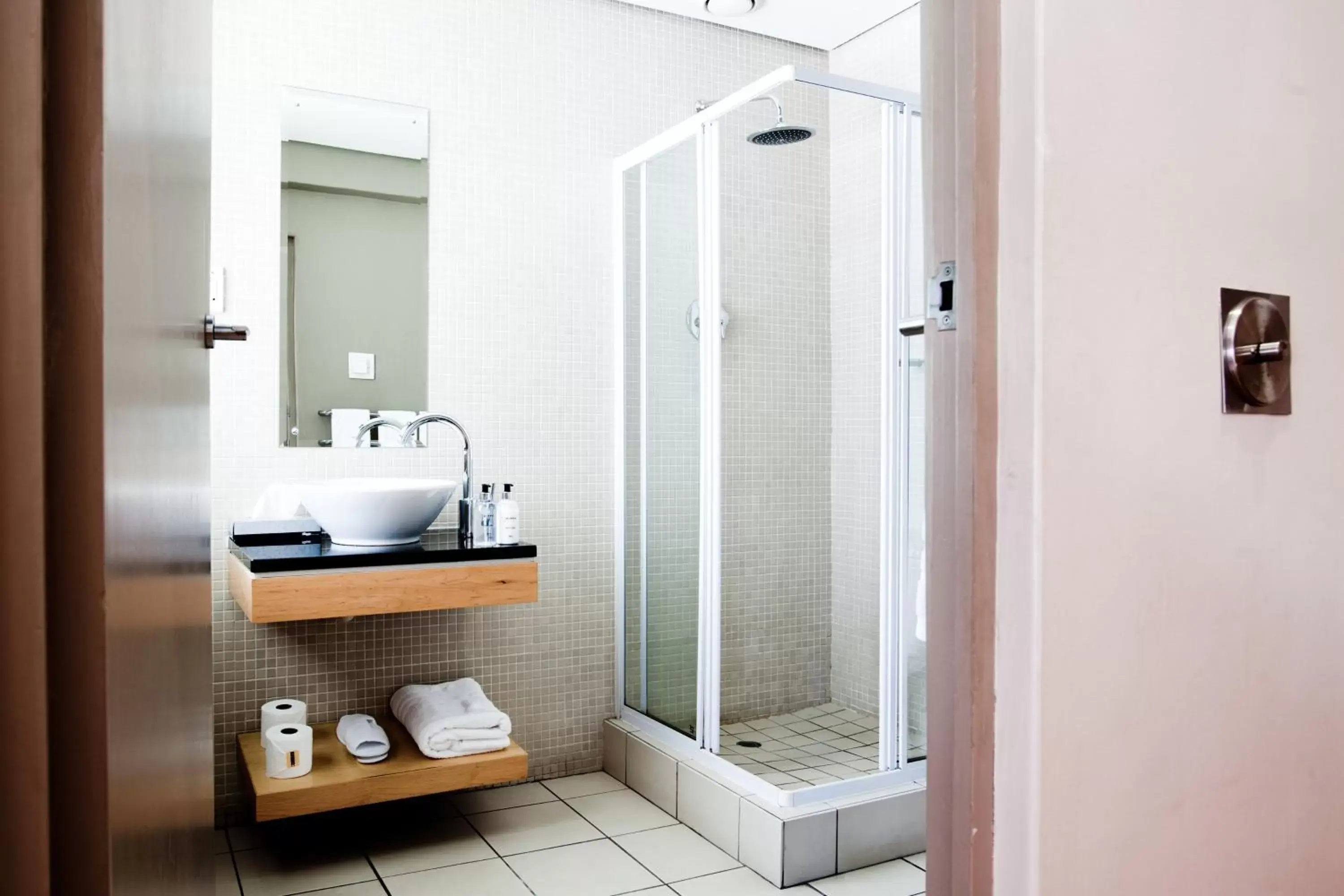 Bathroom in Hippo Boutique Hotel