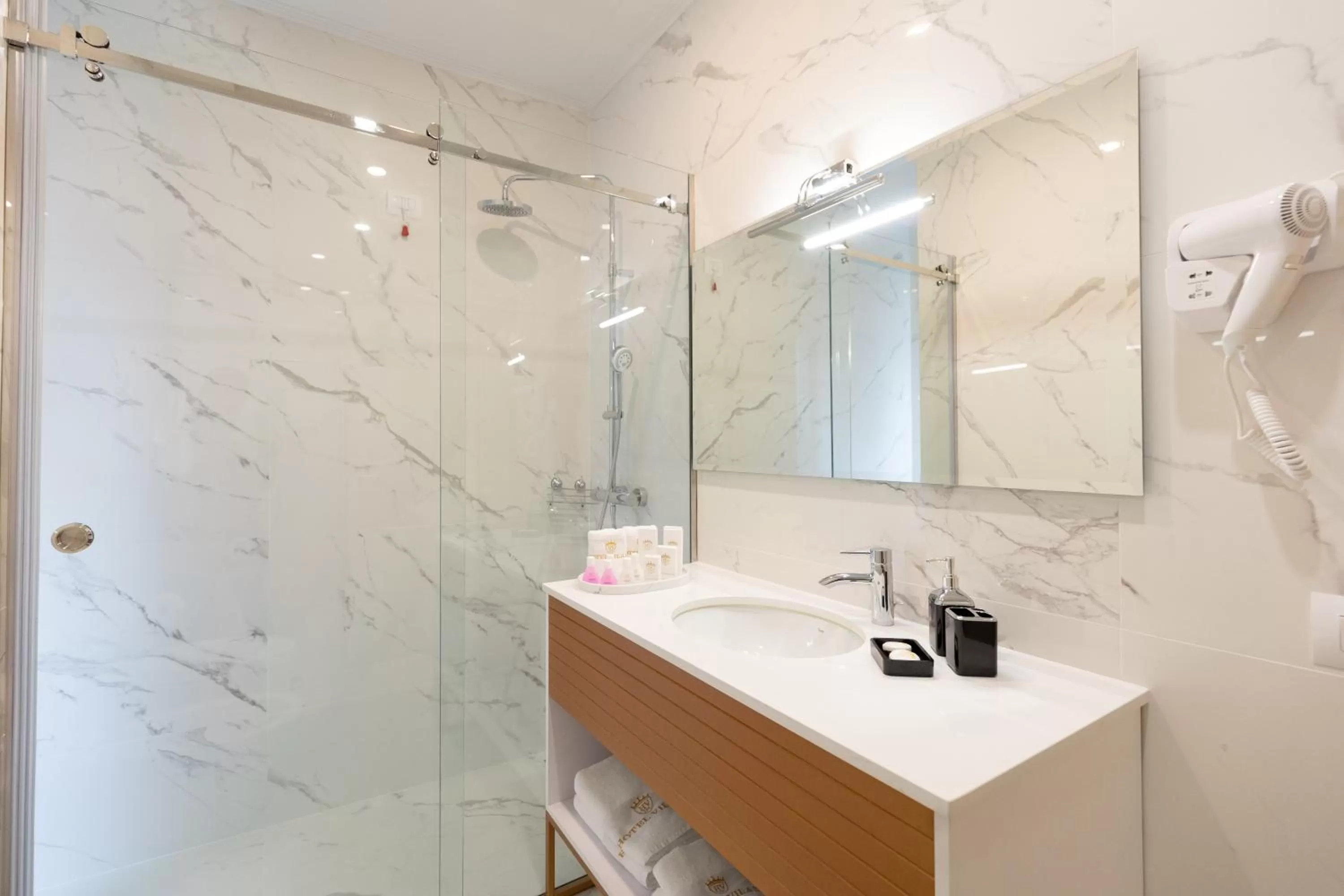 Shower in Hotel Boutique Vila 135