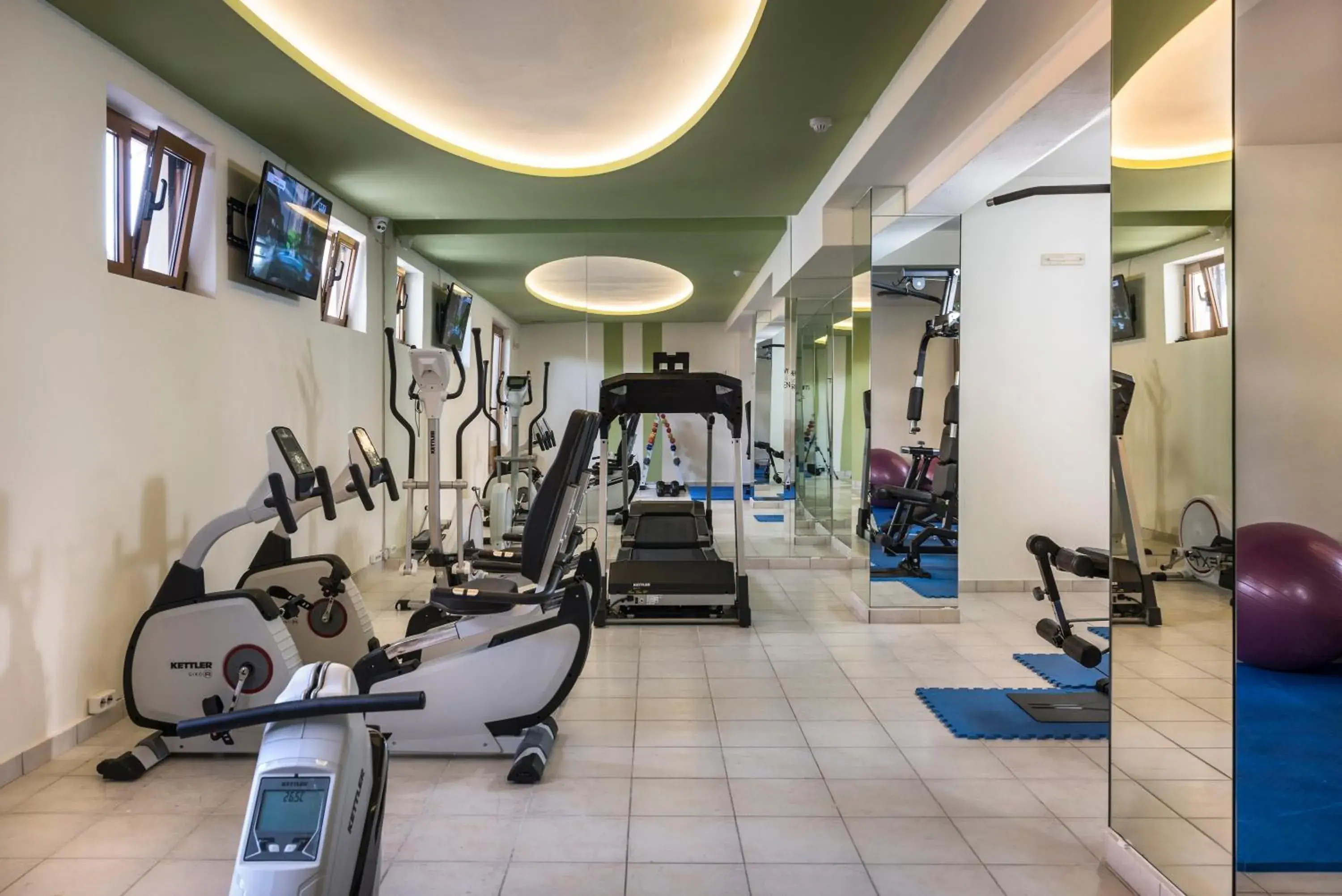 Fitness centre/facilities, Fitness Center/Facilities in Oscar Suites & Village