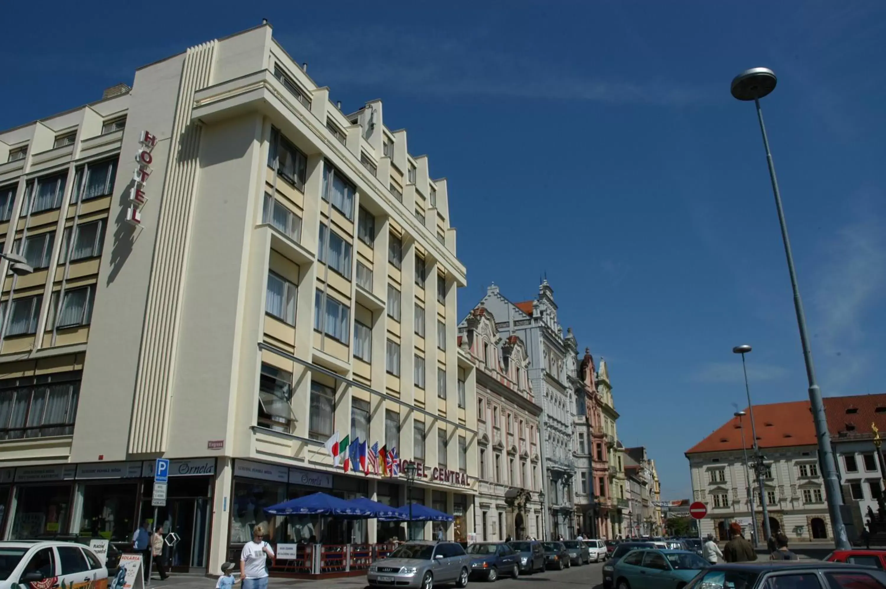 Facade/entrance in Hotel Central